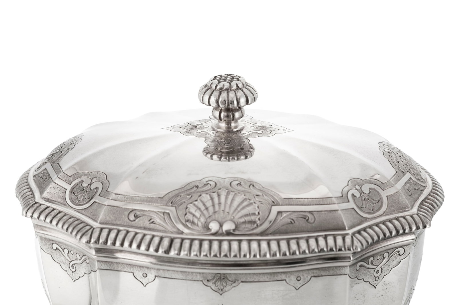 Puiforcat. Sucrier en argent 925, Mercure 1er titre, Paris, XXe s., à décor style Rég - 3