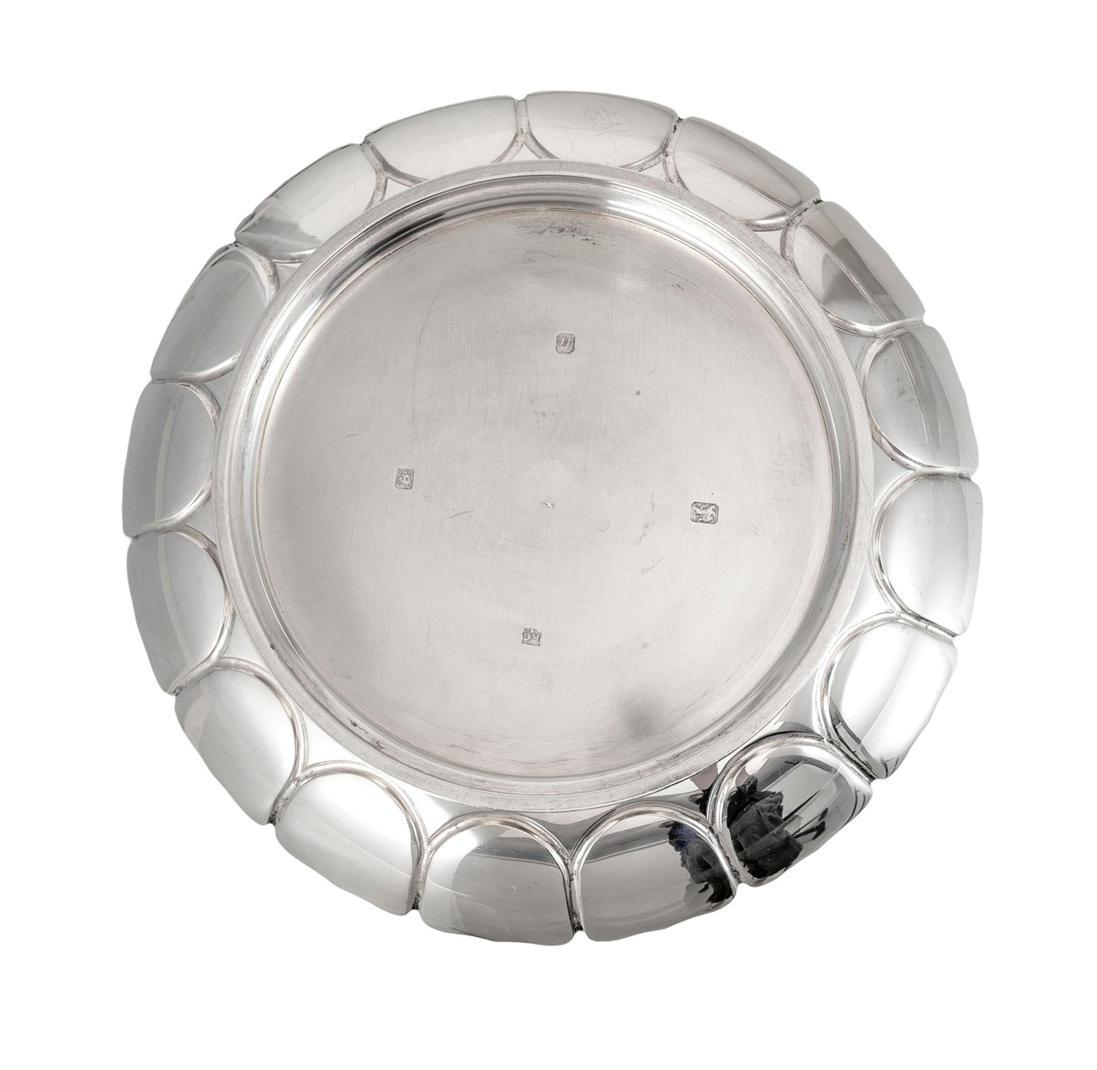 Ensemble d'1 plat rond uni et 1 coupe sur talon en argent Sterling, par William Comyns & Sons Ltd et - 3