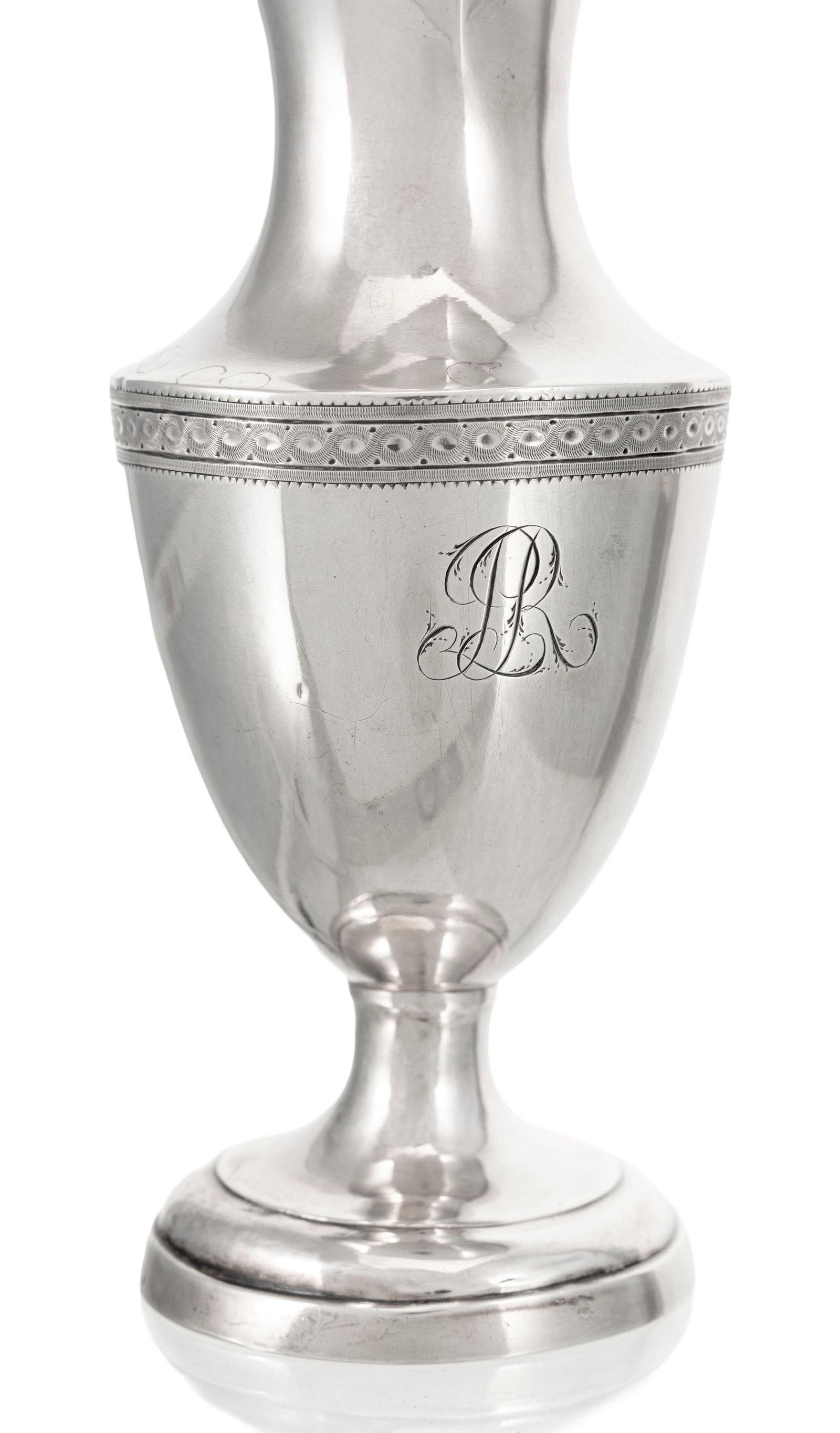 Pot à eau en argent, par Bessière & Cie, Lausanne, fin XVIIIe s., à décor d'entr - 2