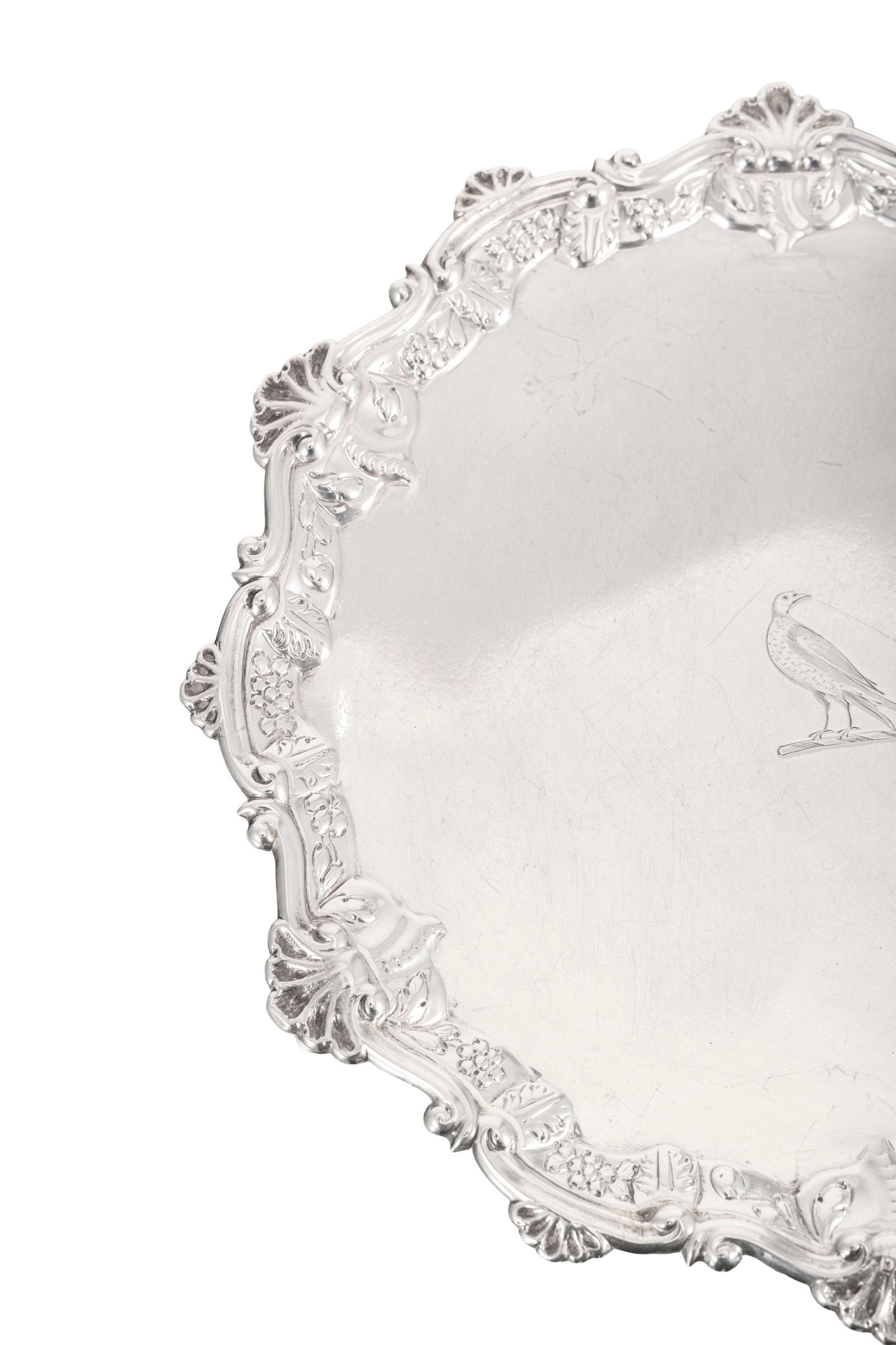 Ensemble de 3 plateaux présentoirs tripodes en argent, probablement par Ebenezer Coker et Thoma - 3