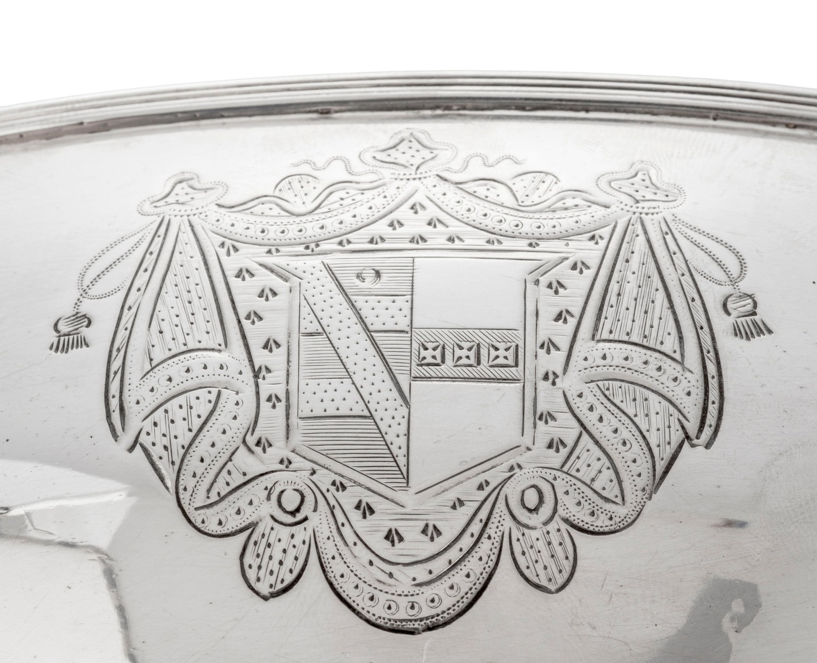 Paire de saucières d'époque George III en argent, Londres, 1798, gravées d'armoiries  - 4