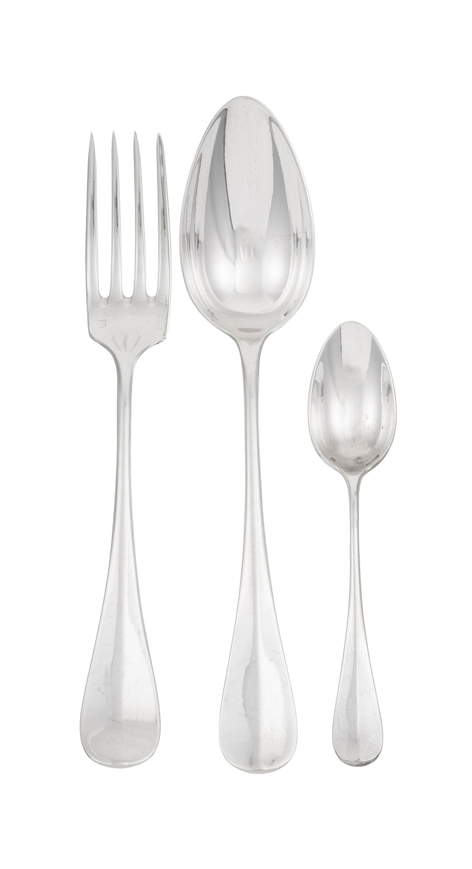 Christofle. Partie de ménagère en métal argenté, modèle Fidelio, comprenant: Christofle. Partie de ménagère en métal argenté, modèle Fidelio, comprenant 52 pièces: 12 fourchettes et 20 cuillers de table, 18 cuillers à thé, 1 louche et 1