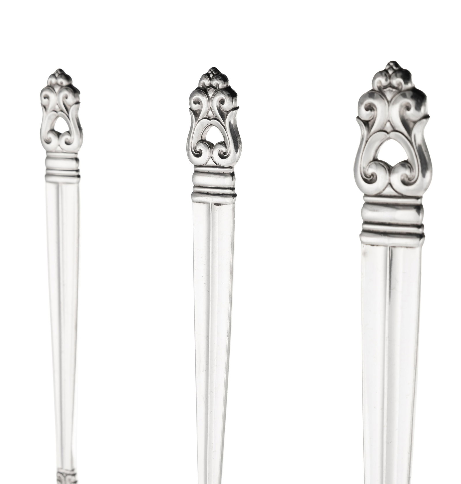 International Silver. Ménagère en argent Sterling, modèle Royal Danish, comprenant 99 - 2