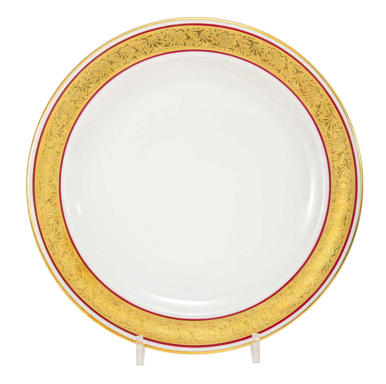 Limoges. Partie de service à dîner en porcelaine, à décor or et liseré bord - 2