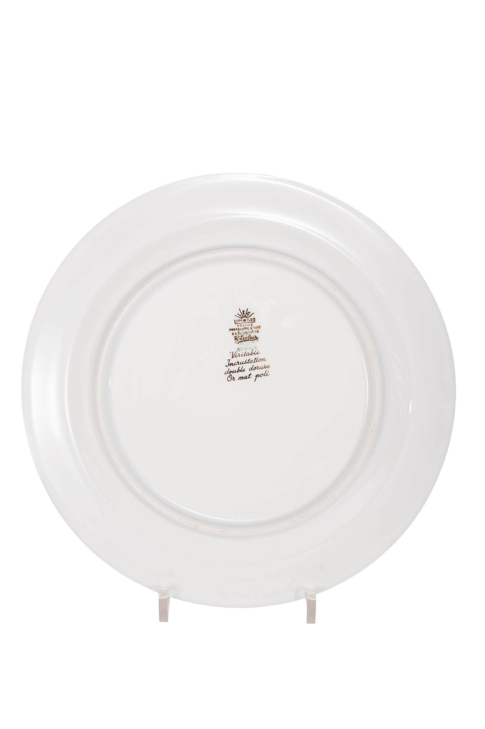 Limoges. Partie de service à dîner en porcelaine, à décor or et liseré bord - 6