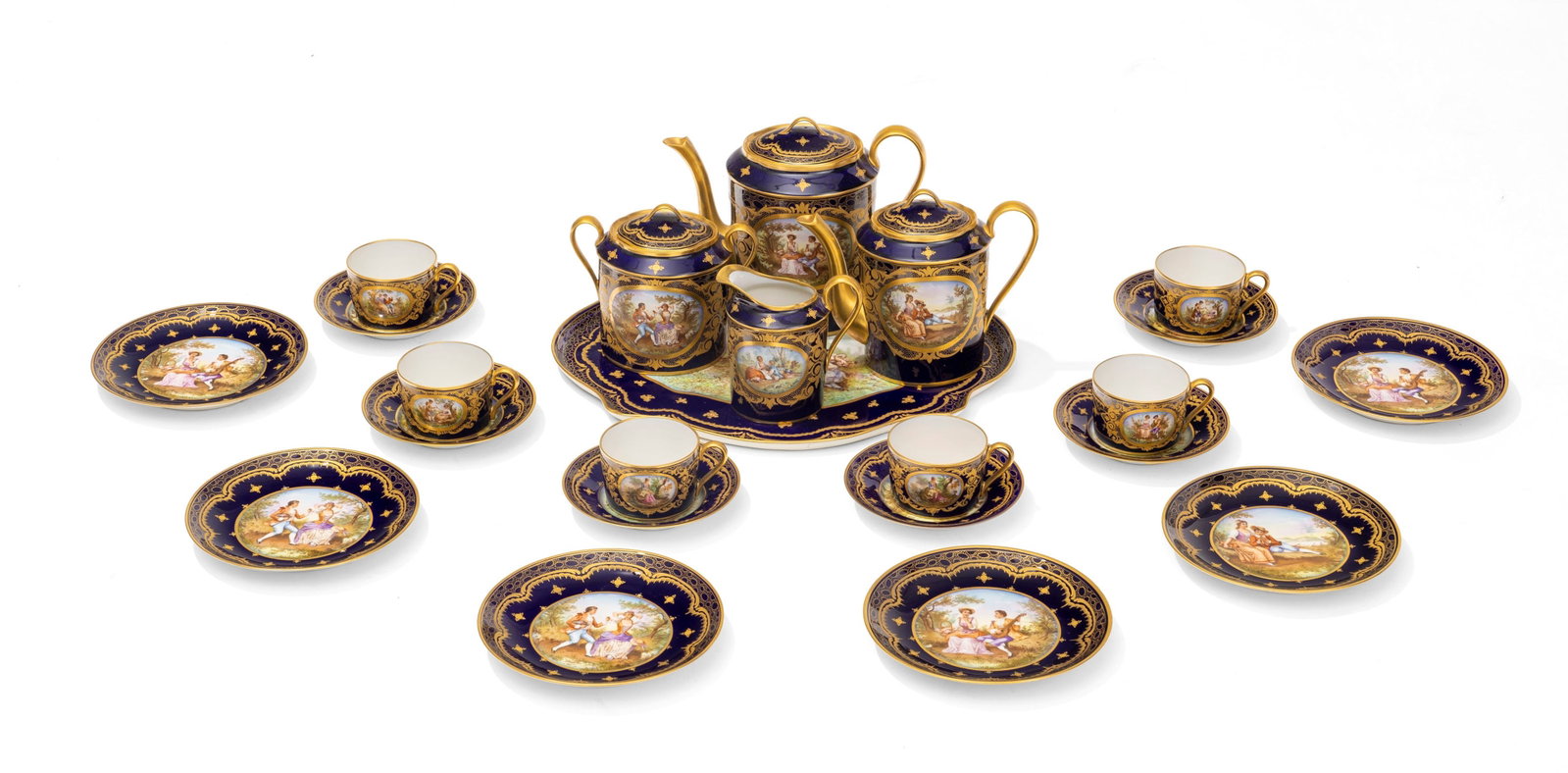 Sèvres dans le goût de. Service à thé et à café en porcelaine, XXe s., - 2