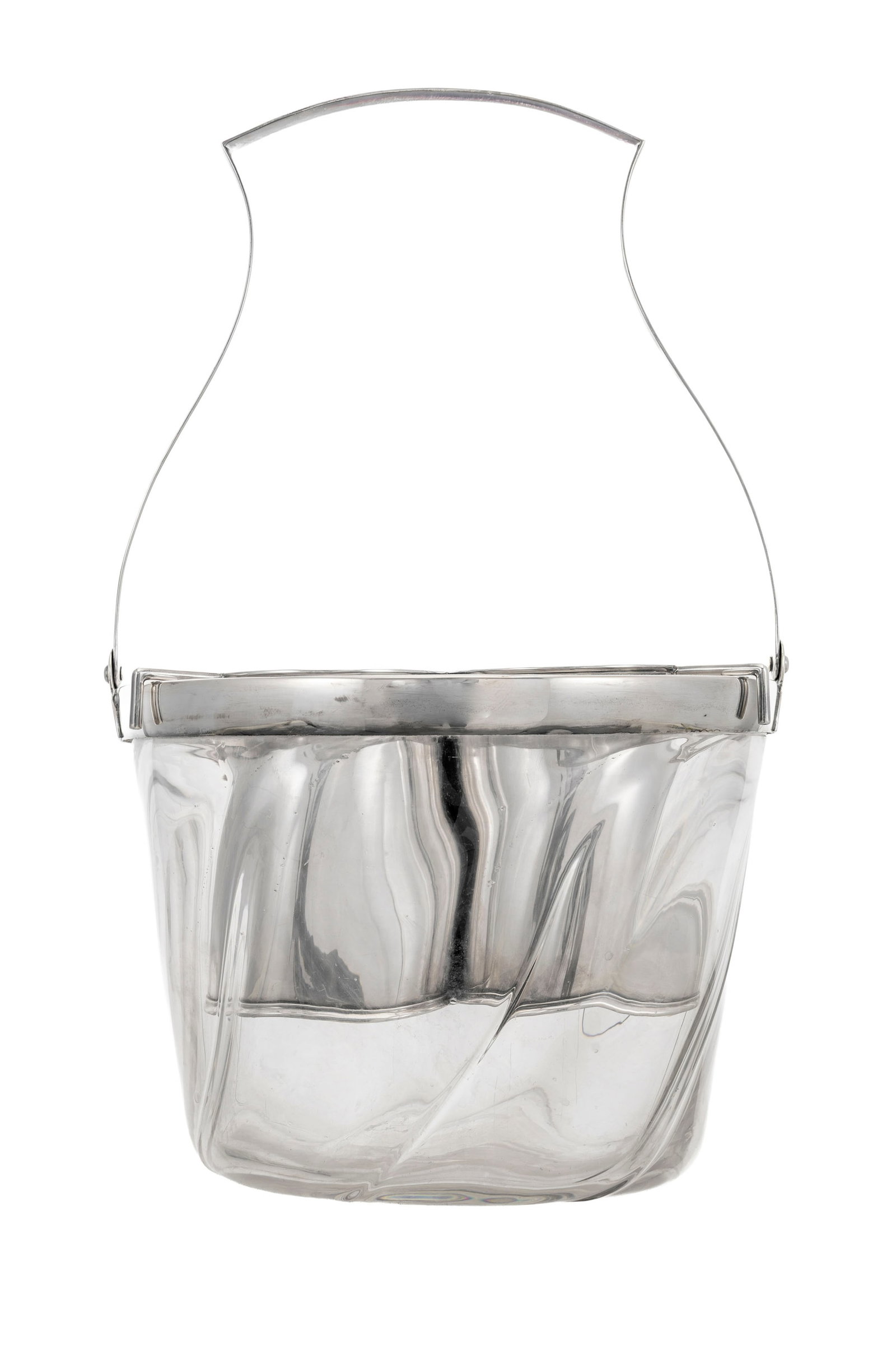 Grand seau à rafraîchir à anse pour 3 bouteilles en verre et métal argenté,: Grand seau à rafraîchir à anse pour 3 bouteilles en verre et métal argenté, XXe s., h. 21 cm