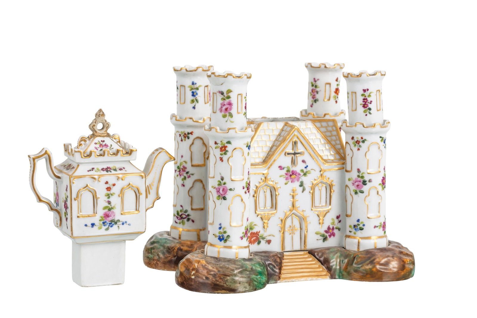 Jacob Petit. Tisanière en porcelaine, Paris, XIXe s., en forme de château surmonté de - 5