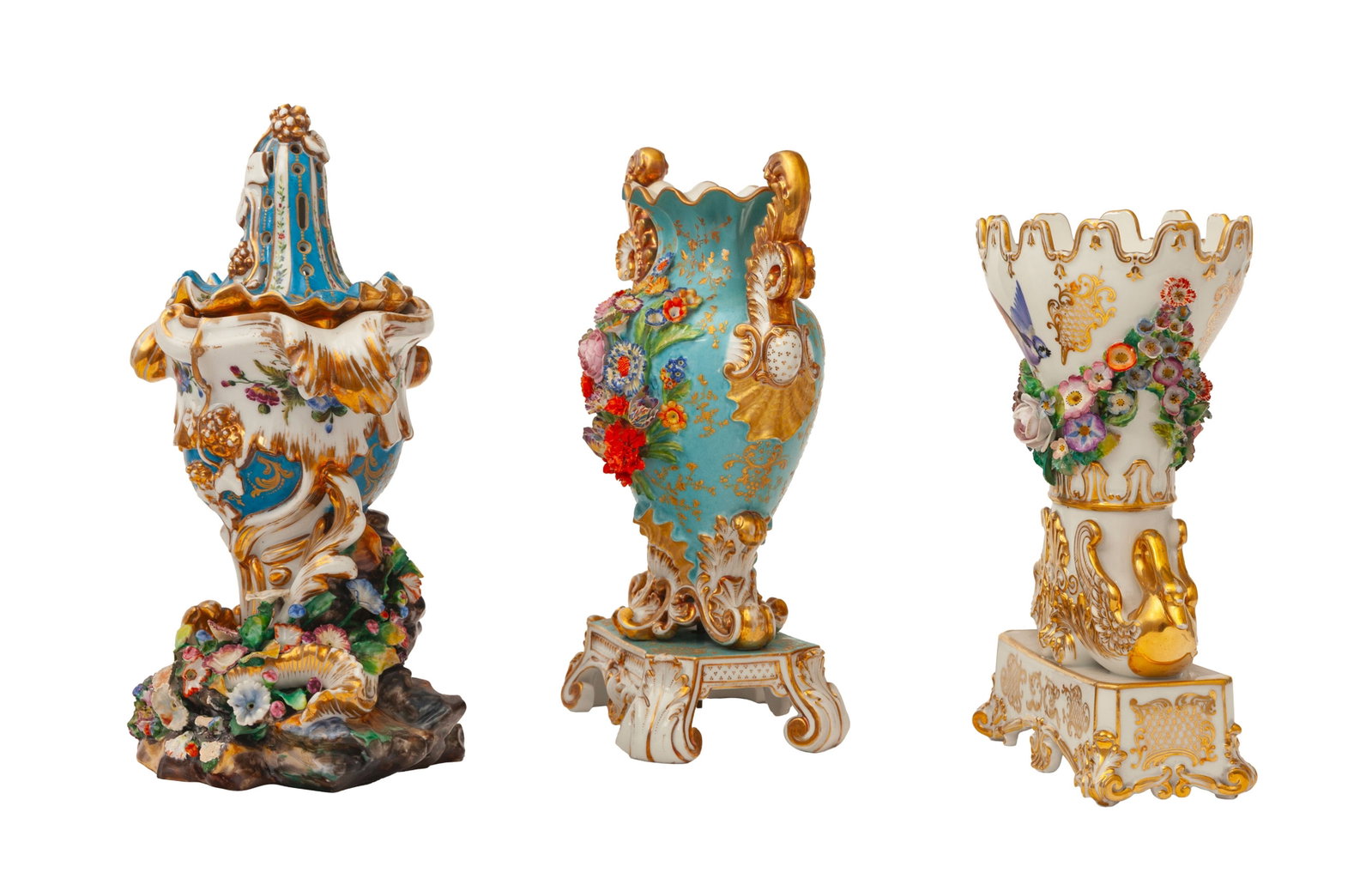 Jacob Petit. Ensemble de 2 vases et 1 pot pourri coquille en porcelaine, Paris, XIXe s., à rich - 2