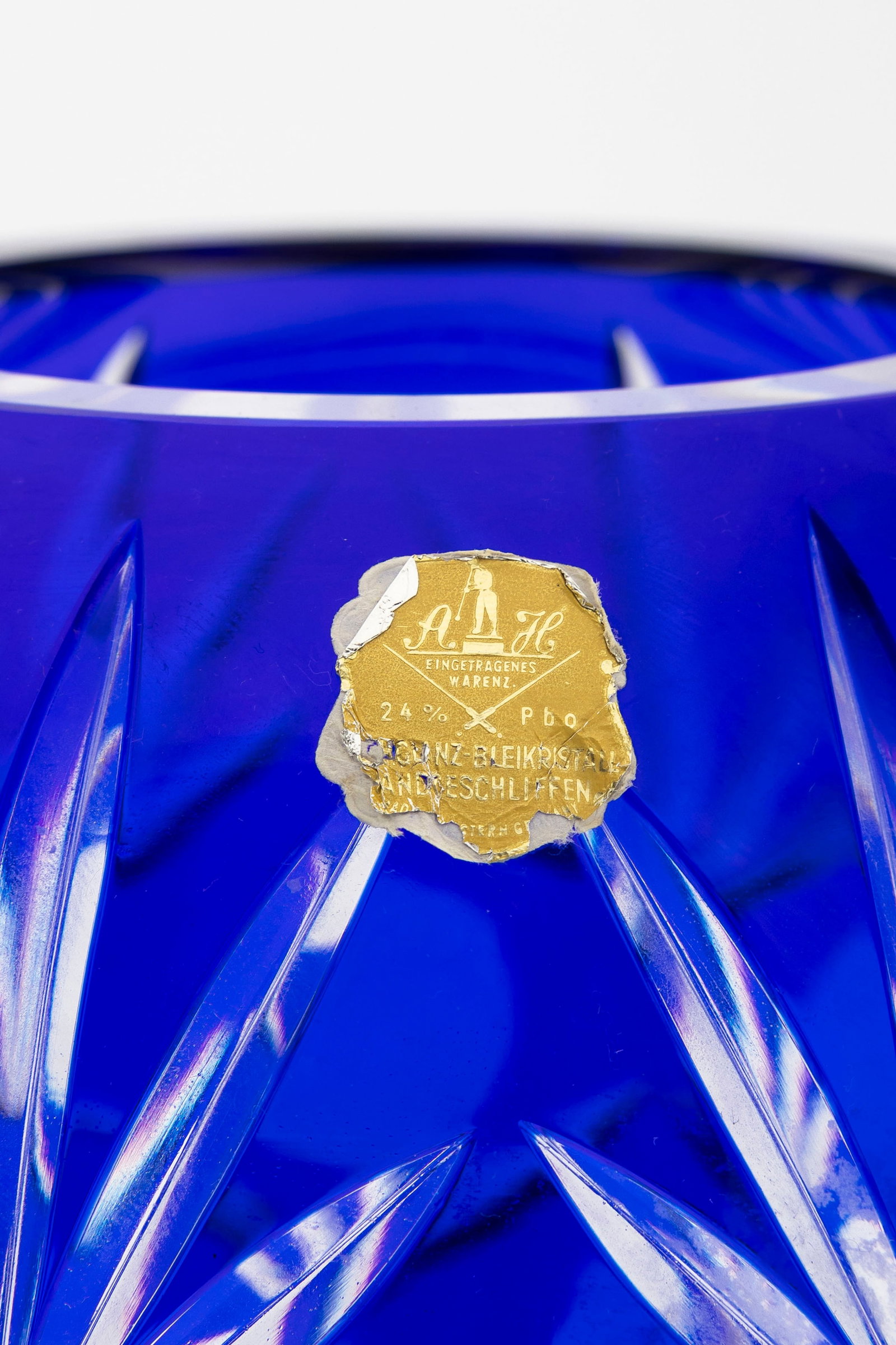 Vase ovoïde en cristal blanc et bleu, A&H, Allemagne de l'Ouest, XXe s. (avant 1990), à d& - 5