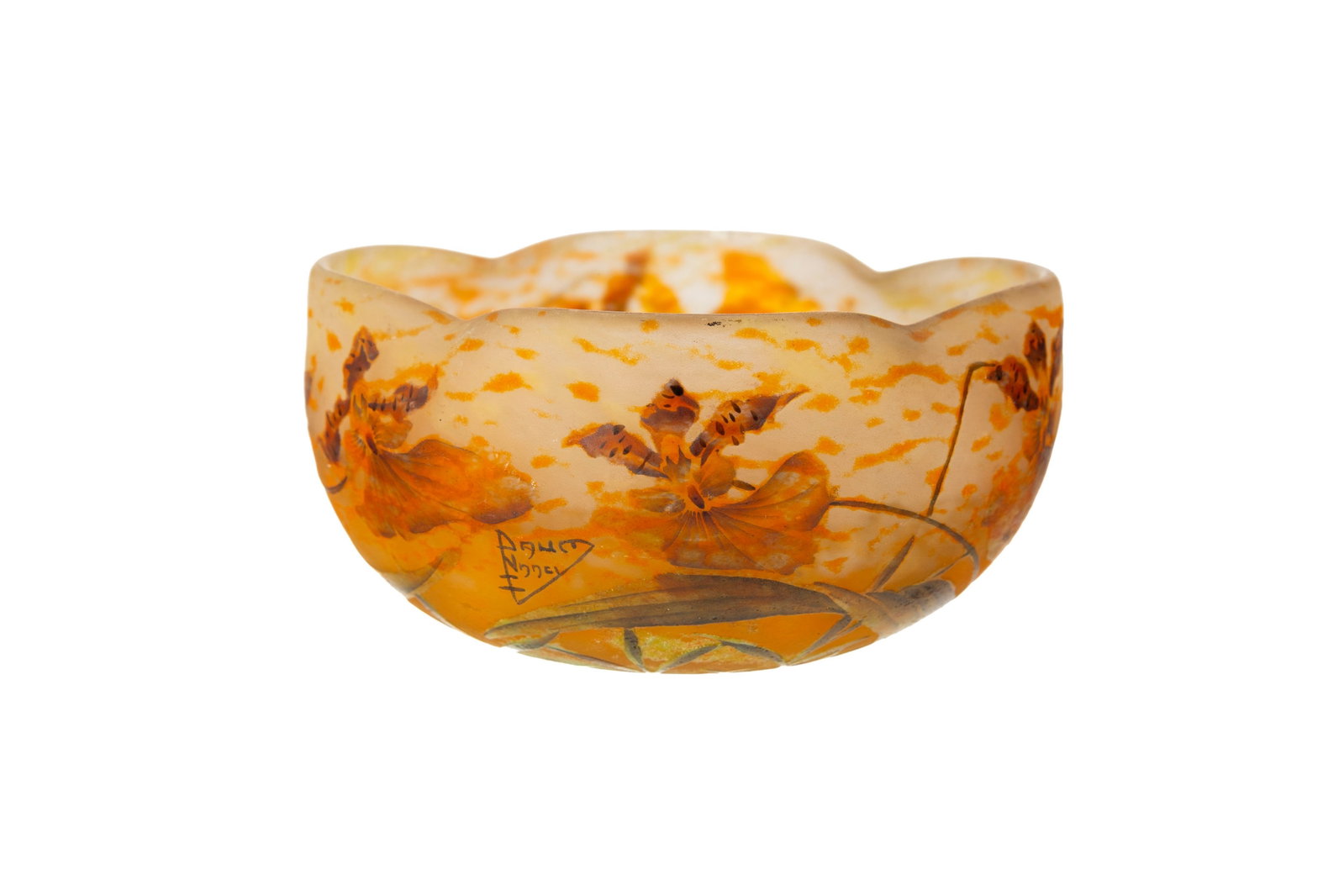 Daum Nancy. Coupe quadrilobée en verre multicouche, à décor gravé à l'acide - 3