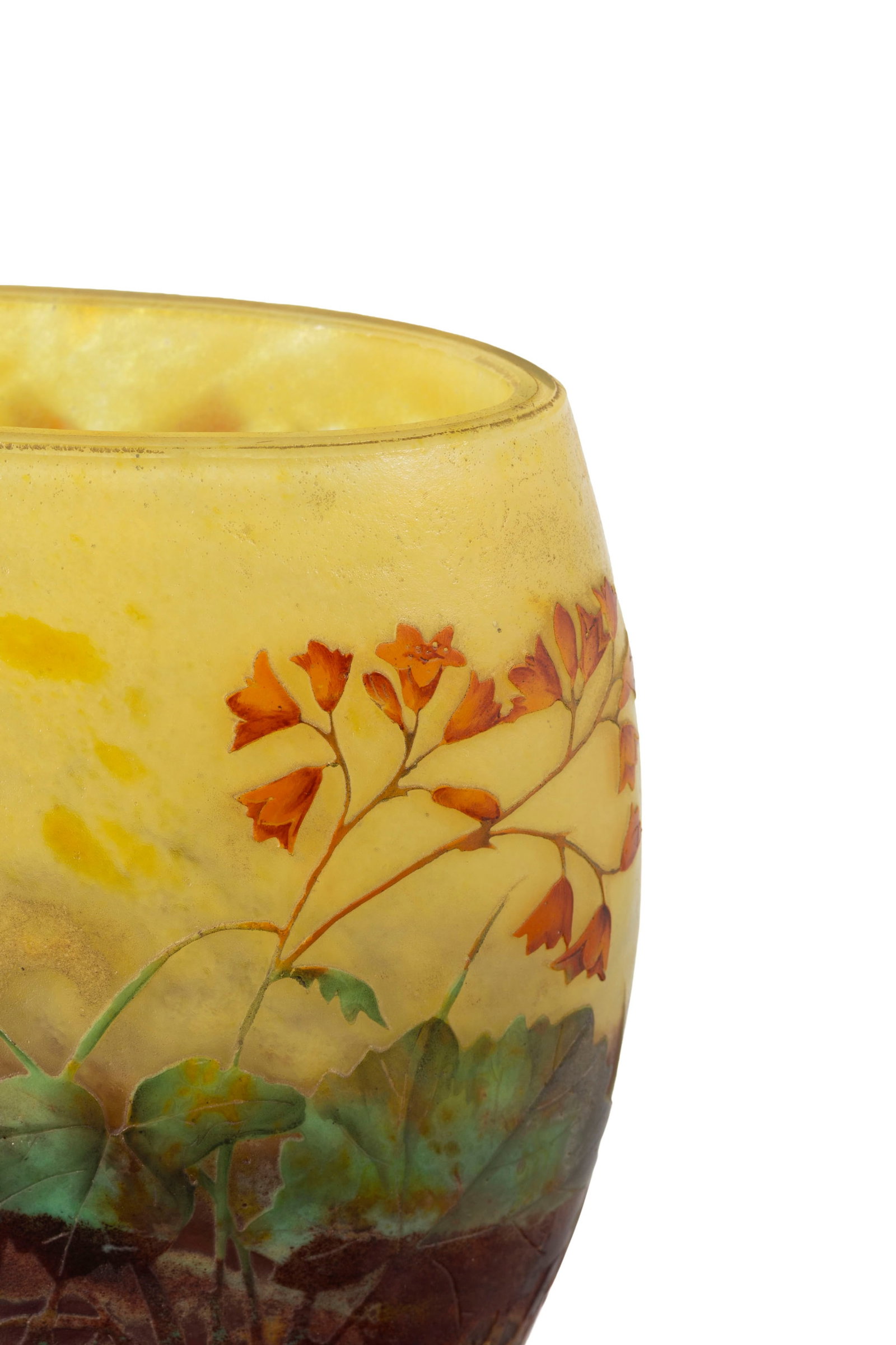 Daum Nancy. Vase ovale tronconique en verre multicouche, à décor gravé à l'acide - 3