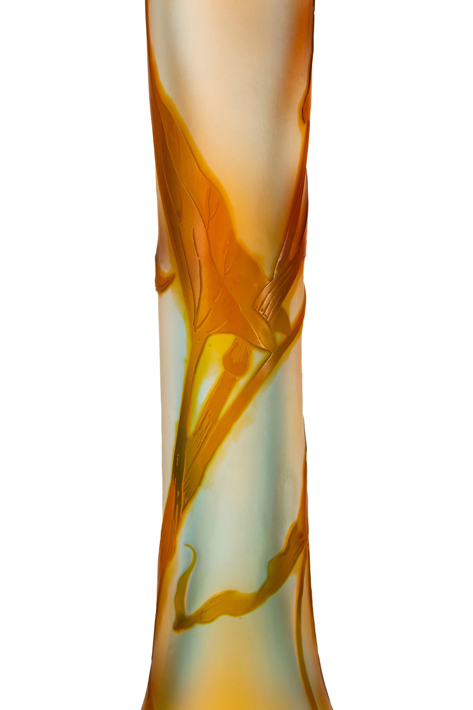 Gallé. Grand vase en verre multicouche, à décor dégagé à l'acide de li - 4