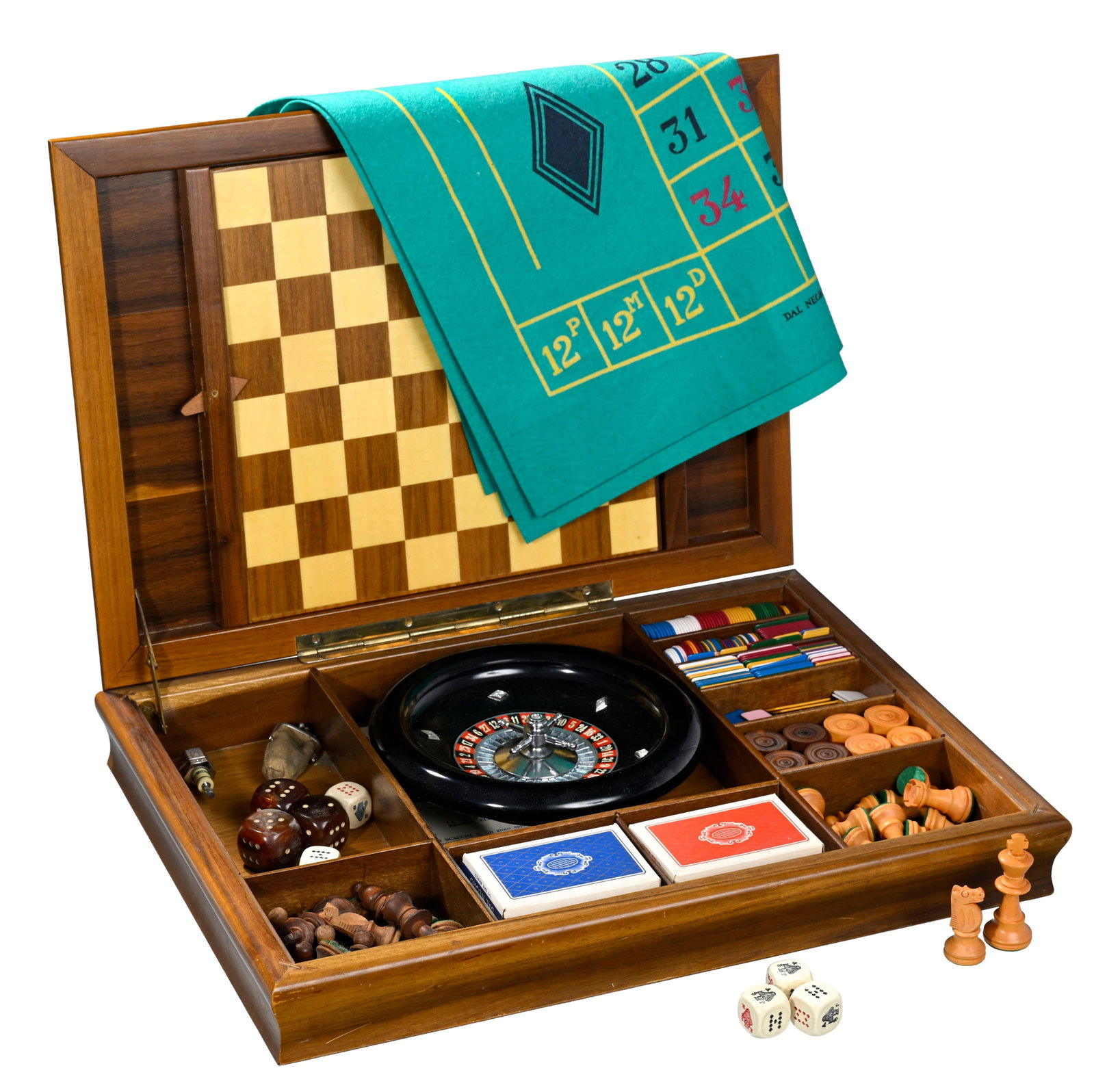 Coffret plat à jeux en placage de loupe par Dal Negro à Trévise, avec échecs, da: Coffret plat à jeux en placage de loupe par Dal Negro à Trévise, avec échecs, dames, roulette, cartes, dés, dés de poker, nombreux jetons, 48 x 35 x 8 cm