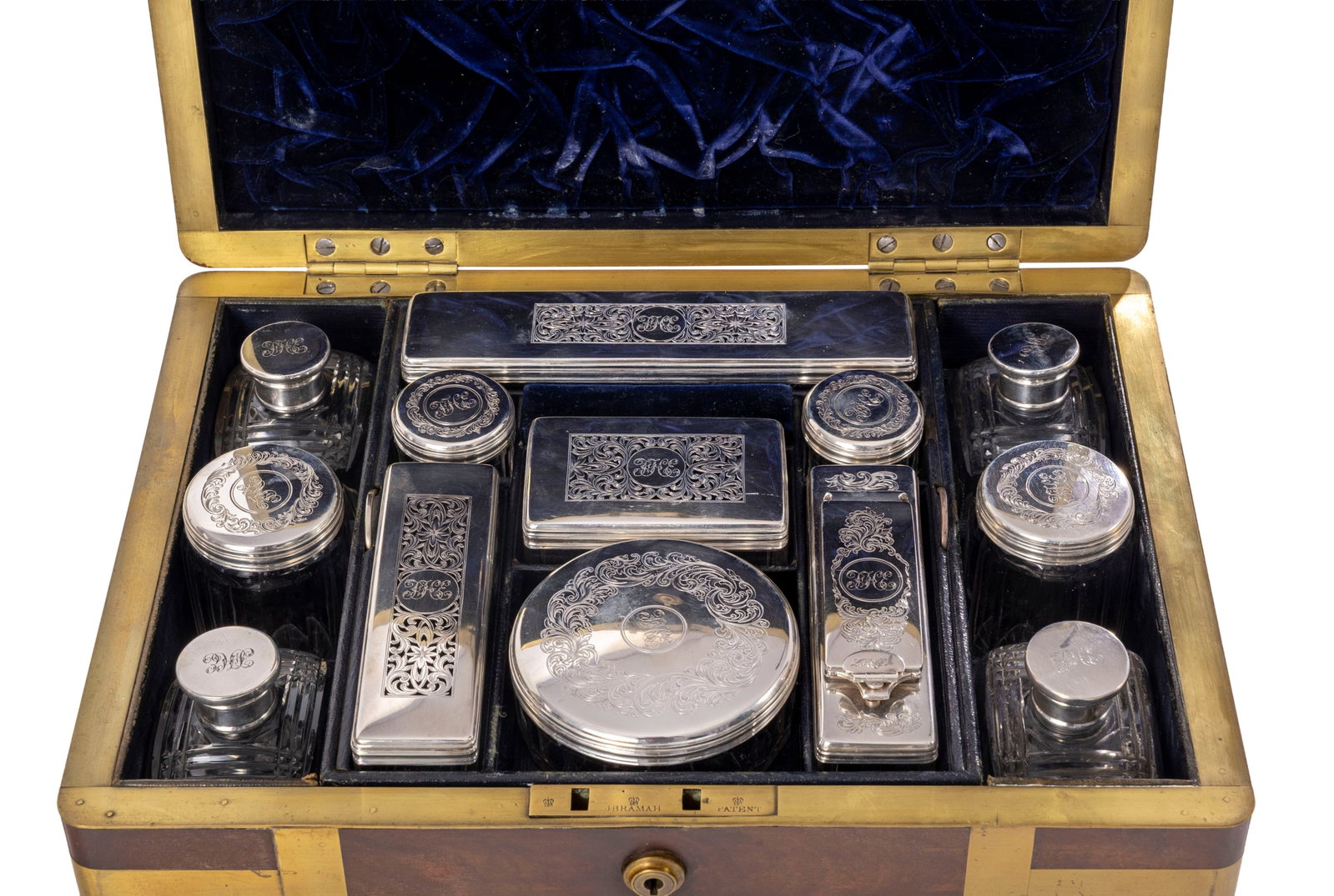 Nécessaire de voyage d'époque George IV en argent et verre, Londres, 1835, comprenant: fla - 3