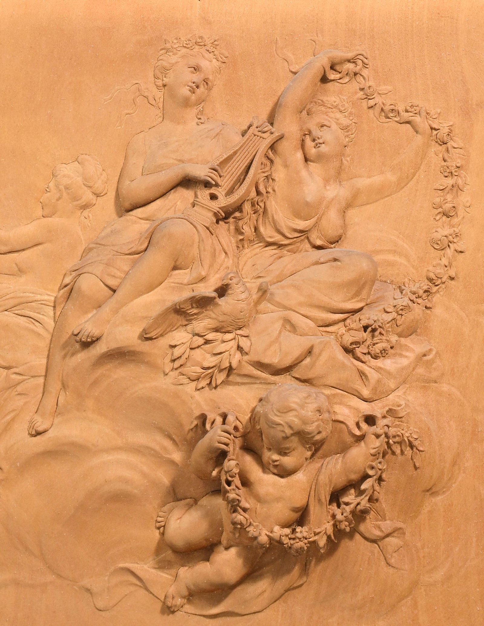 Ecole du XVIIIe s., bas relief en terre cuite à décor d'une allégorie et de putti. En - 2