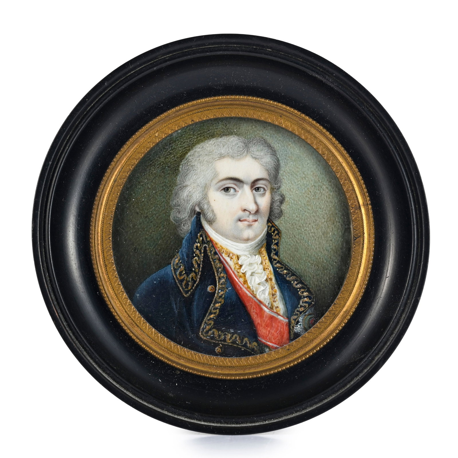 3 portraits en miniature: Gentilhommes en redingote et une dame au collier en corail, gouache et aqu - 2