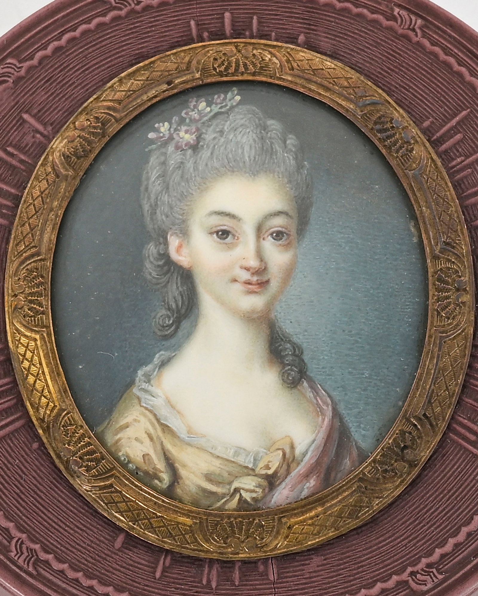 2 boîtes rondes avec miniature de dames, début XIX e s., l'une en composition de couleur v - 3