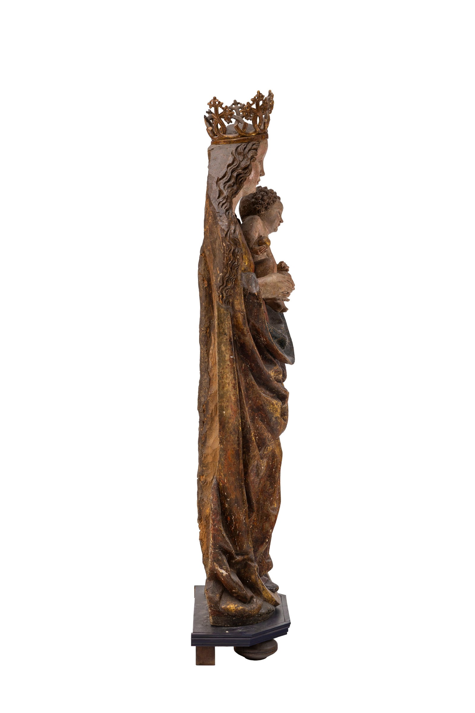 Vierge à l’Enfant grandeur nature en bois de tilleul sculpté, polychromé et dor - 4