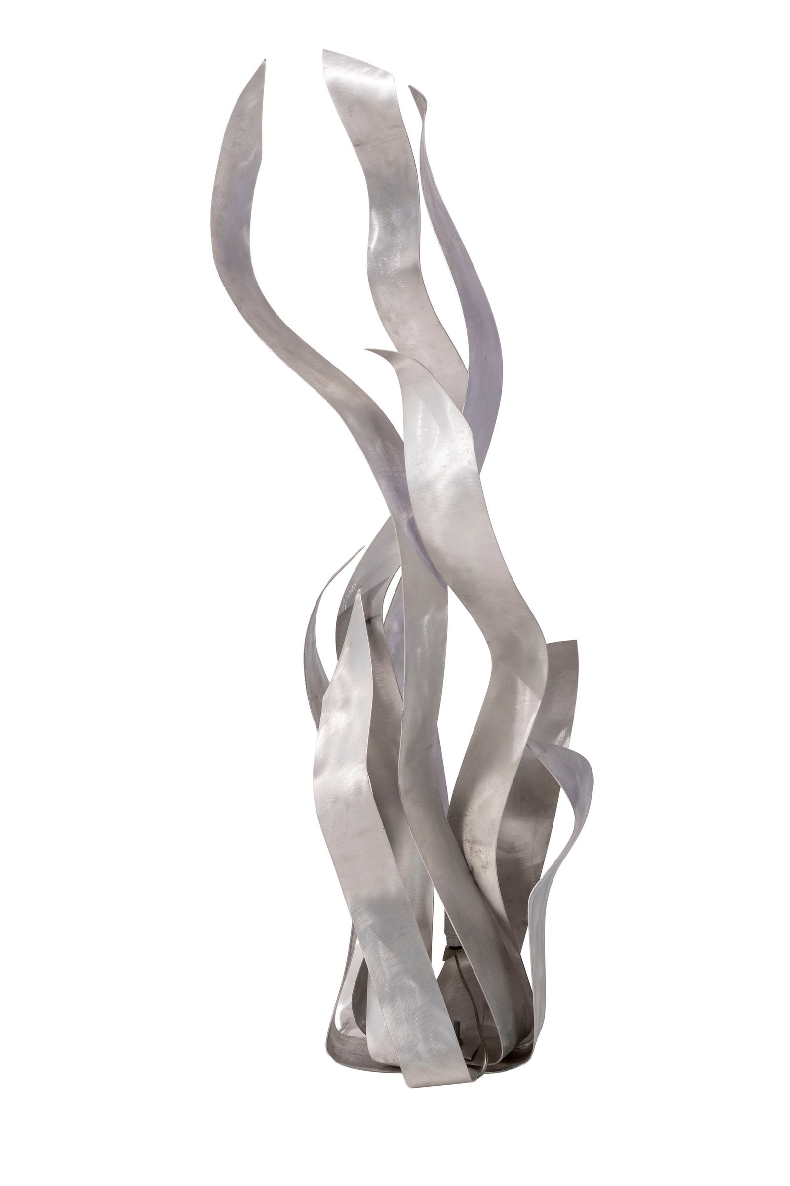Sculpture lumineuse par Pascal Bejeannin, XXIe s., en lames d'aluminium vissées polies et bross: Sculpture lumineuse par Pascal Bejeannin, XXIe s., en lames d'aluminium vissées polies et brossées, h. 120 cm Condition présence de marques et rayures sur les lames nous ne