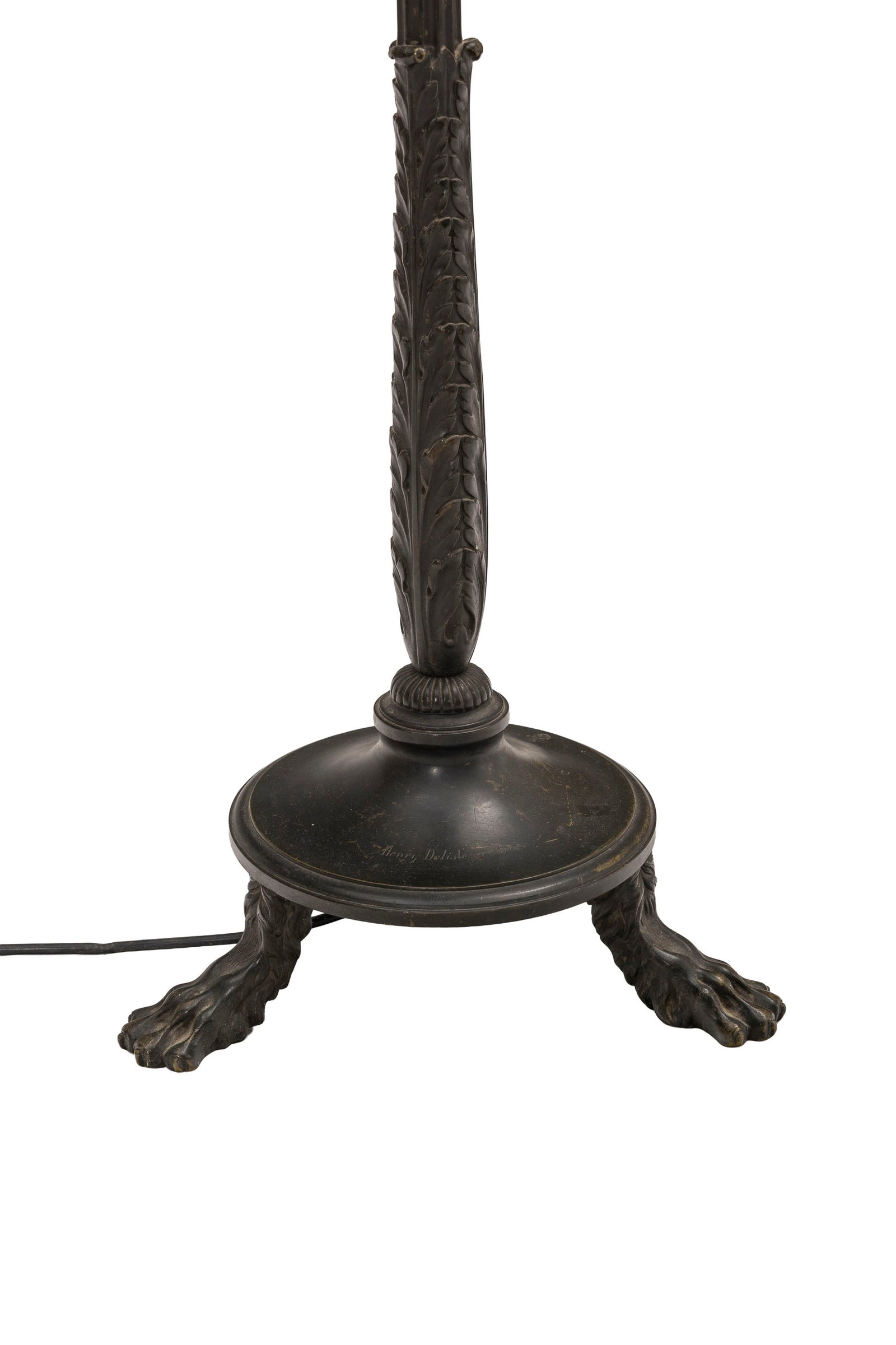 Lampadaire signé Henry Delisle à Paris, XXe s., en métal patiné, à déc - 2