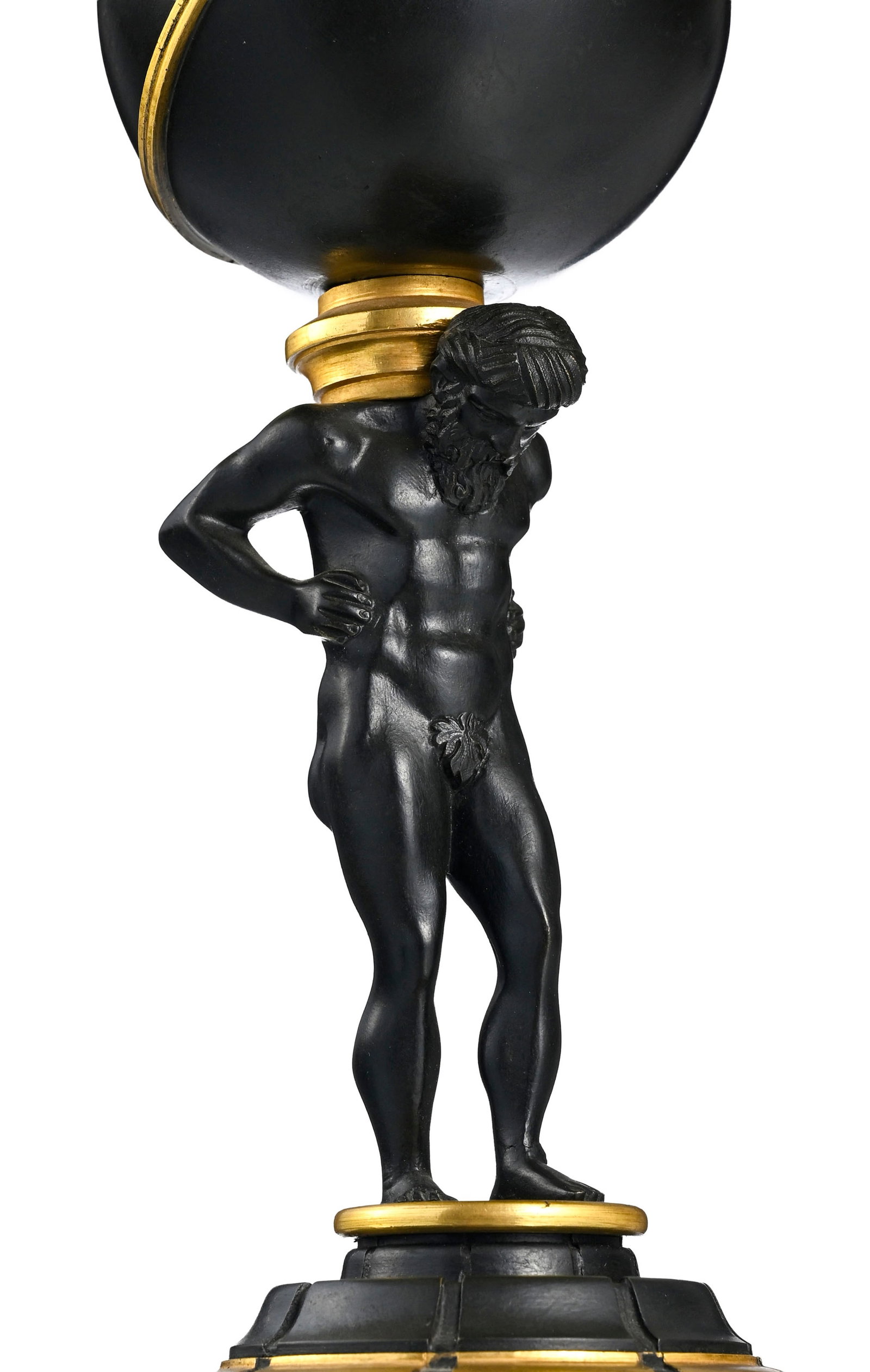 Lampe, XXe s., en métal patiné et doré figurant Atlas soutenant un globe, abat-jour c - 2