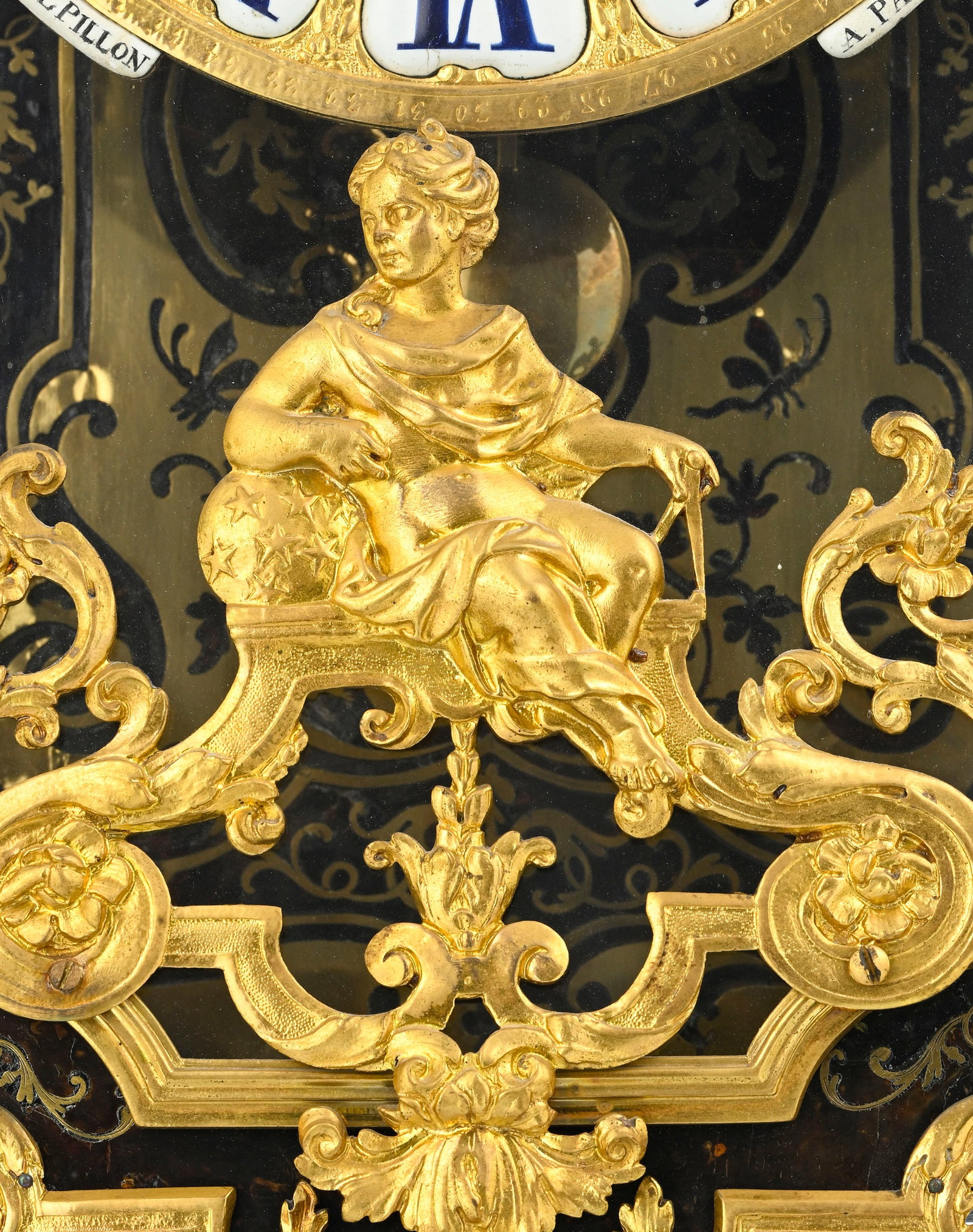 Cartel d'applique d'époque Régence, en marqueterie Boulle d'écaille de tortue et lait - 4