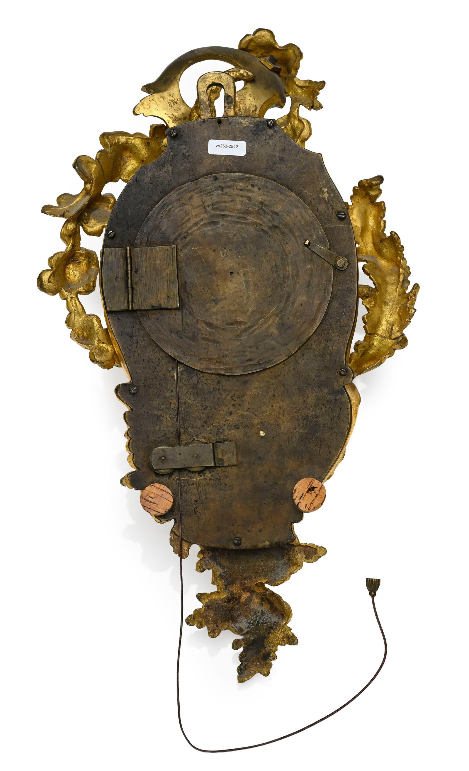 Cartel d'applique d'époque Louis XV, en bronze ciselé et doré à décor de fl - 3