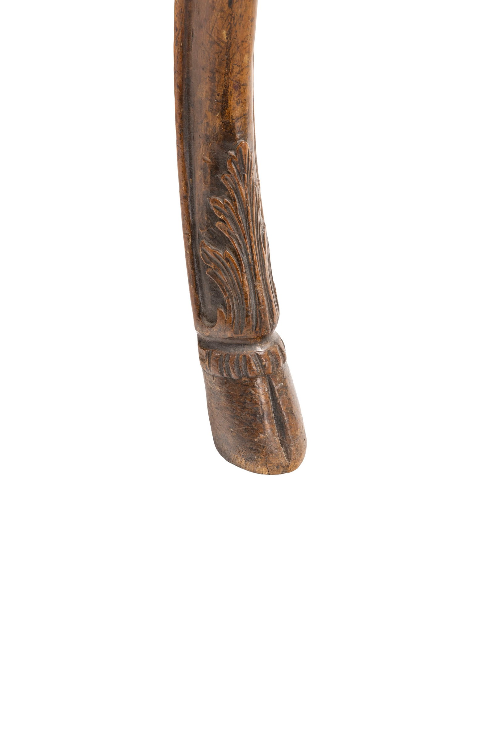 Table à jeux de style Régence, XIXe s., en bois naturel sculpté à décor de  - 3