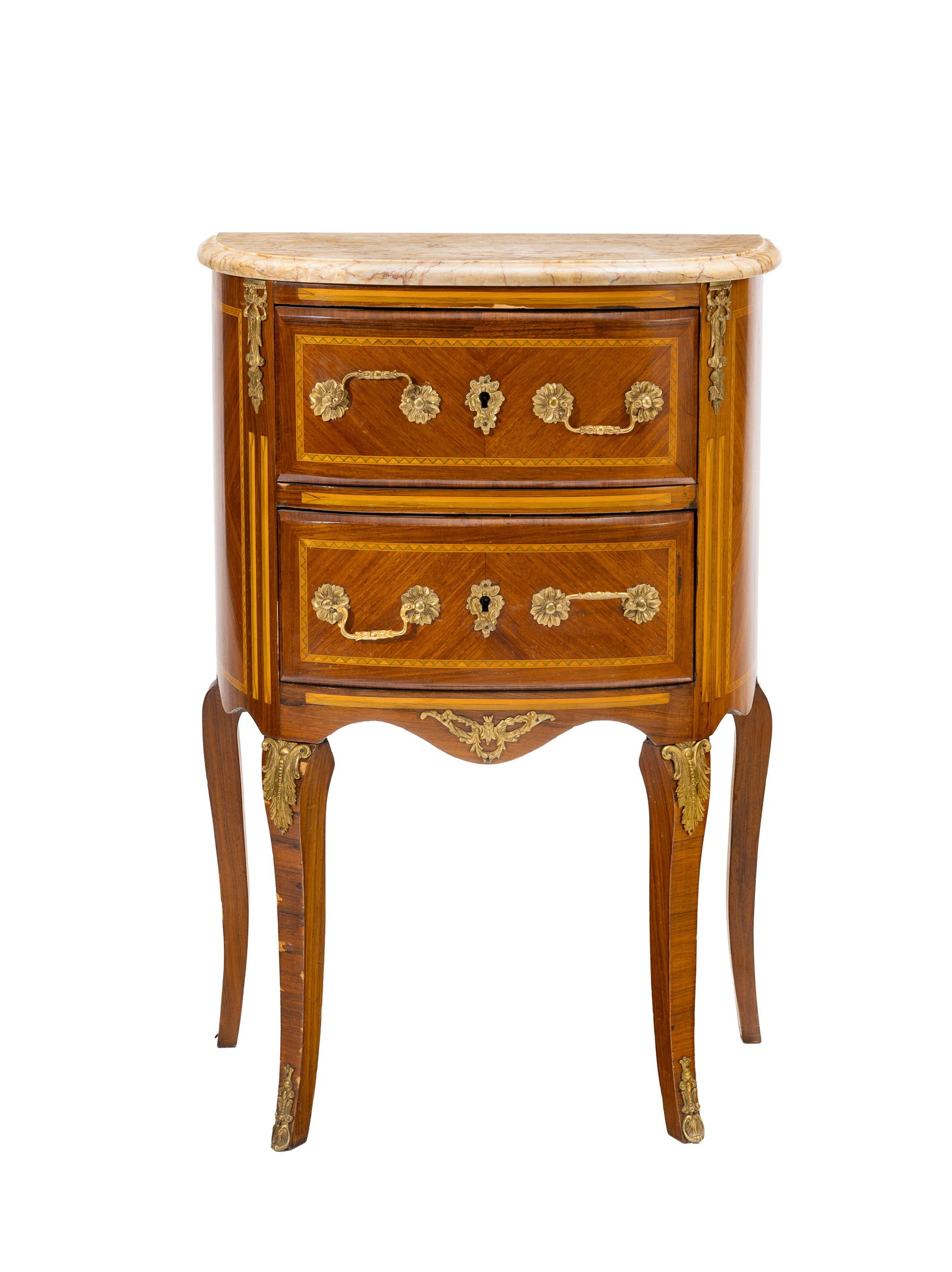 Commode demi-lune de style Transition, XXe s., en placage de bois de rose et filets de marqueterie, : Commode demi-lune de style Transition, XXe s., en placage de bois de rose et filets de marqueterie, ouvrant par deux tiroirs, plateau en marbre, 83x56x32 cm Condition manques au placage pas de cl&#