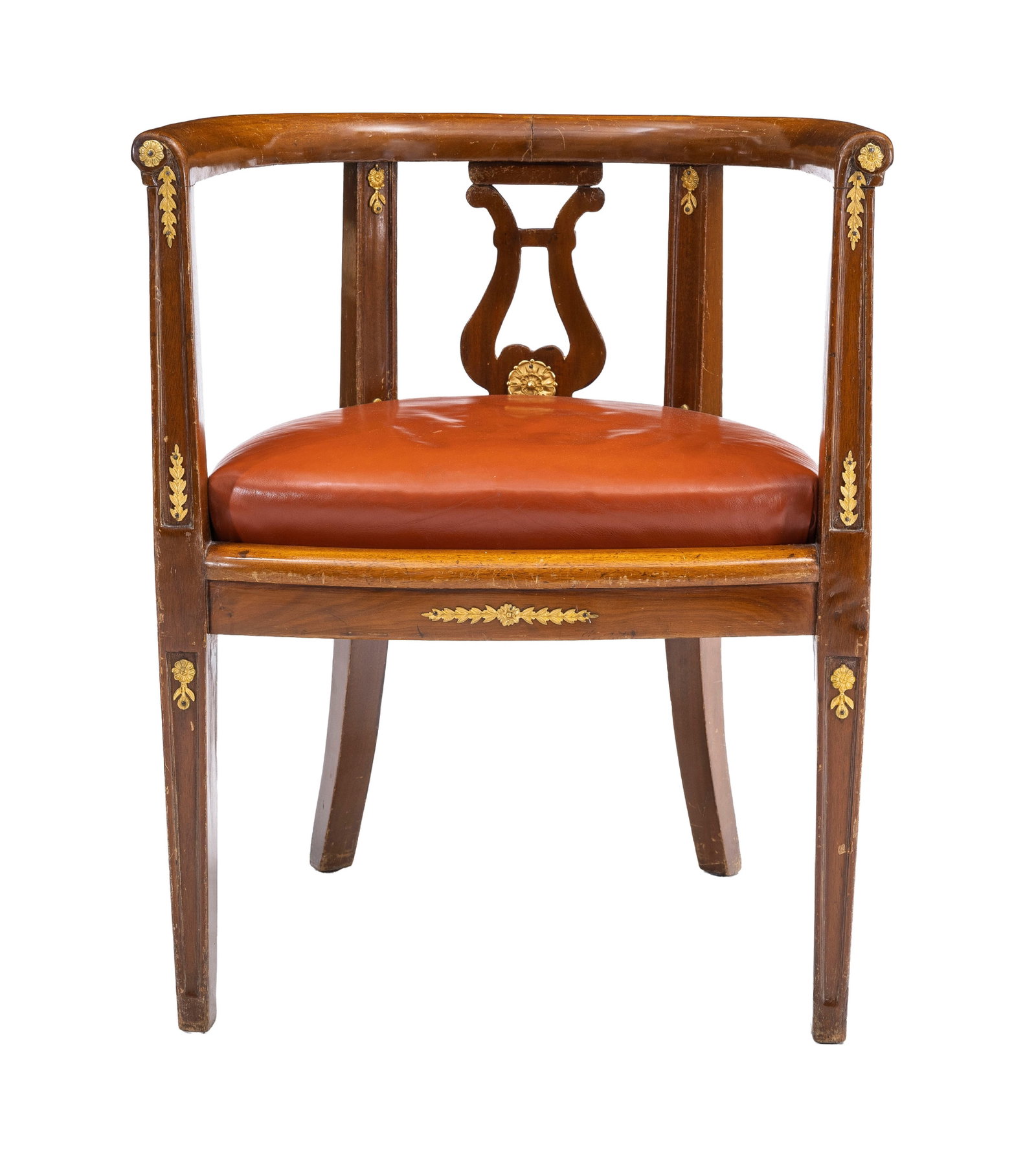 Fauteuil de style Empire, XIXe s., en acajou, dossier semi circulaire, assise en similicuir rouge: Fauteuil de style Empire, XIXe s., en acajou, dossier semi circulaire, assise en similicuir rouge Condition présence de marques de coups rayures et marques au vernis