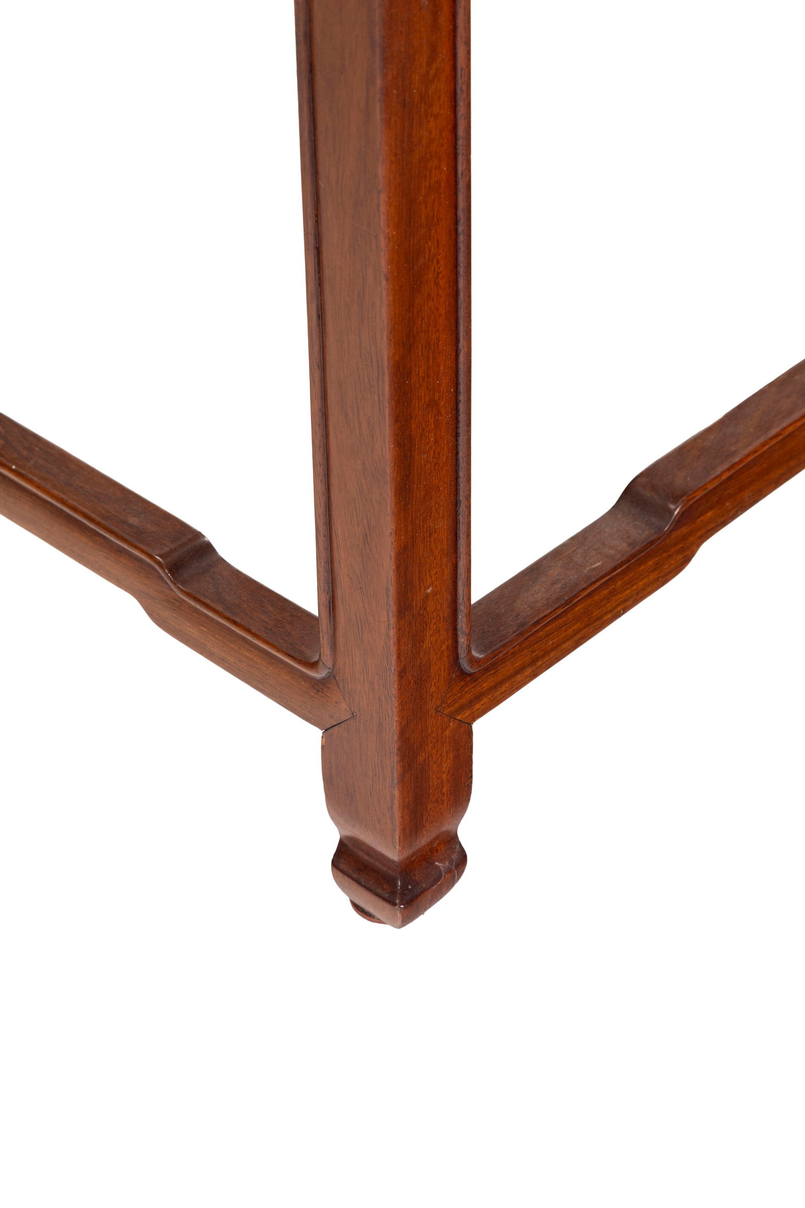 Table d'appoint, Chine, XXe s., en hongmu, 67x51x36 cm - 5