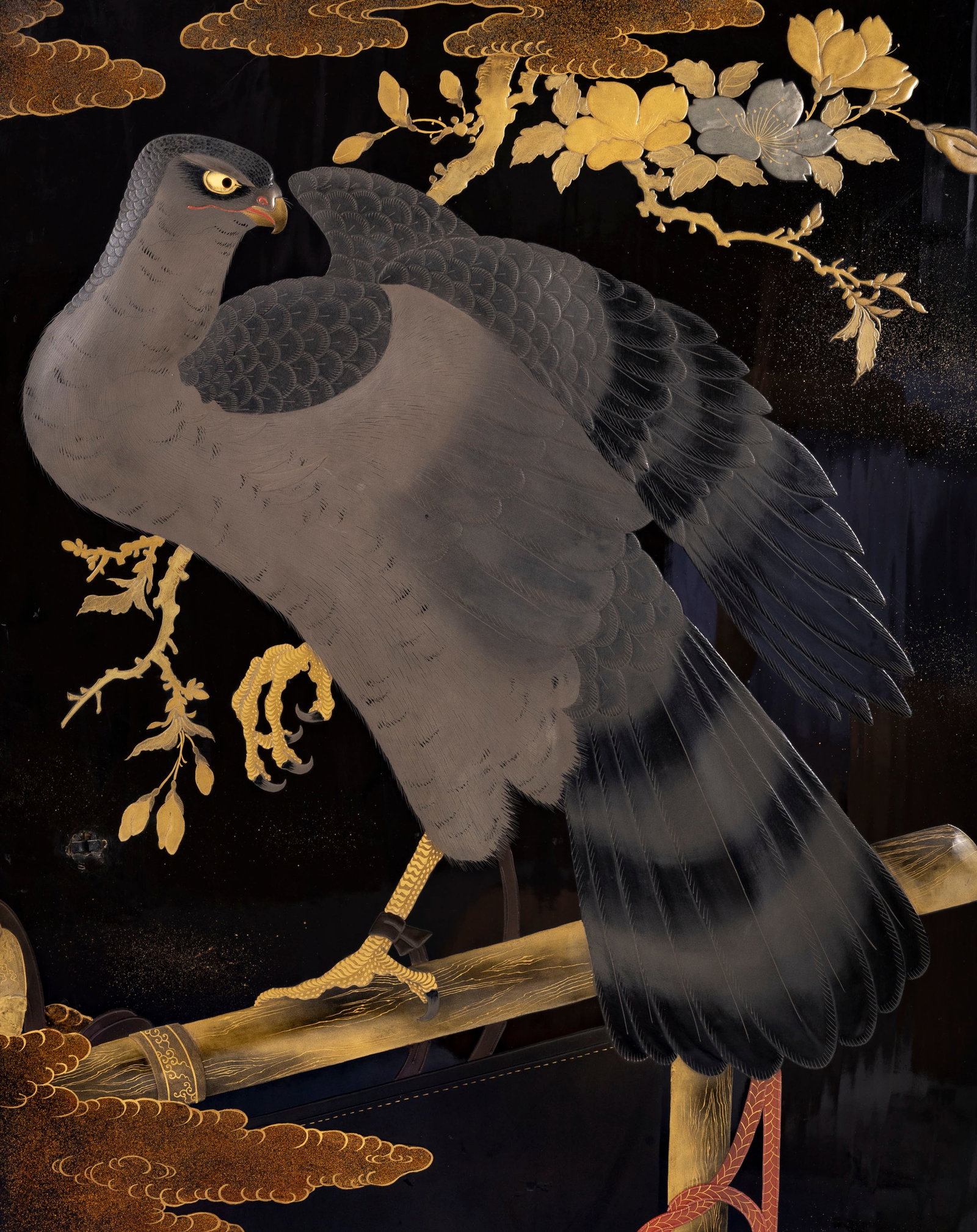 Cabinet, Japon, époque Meiji, en bois laqué noir et ferrures patinées à déc - 7