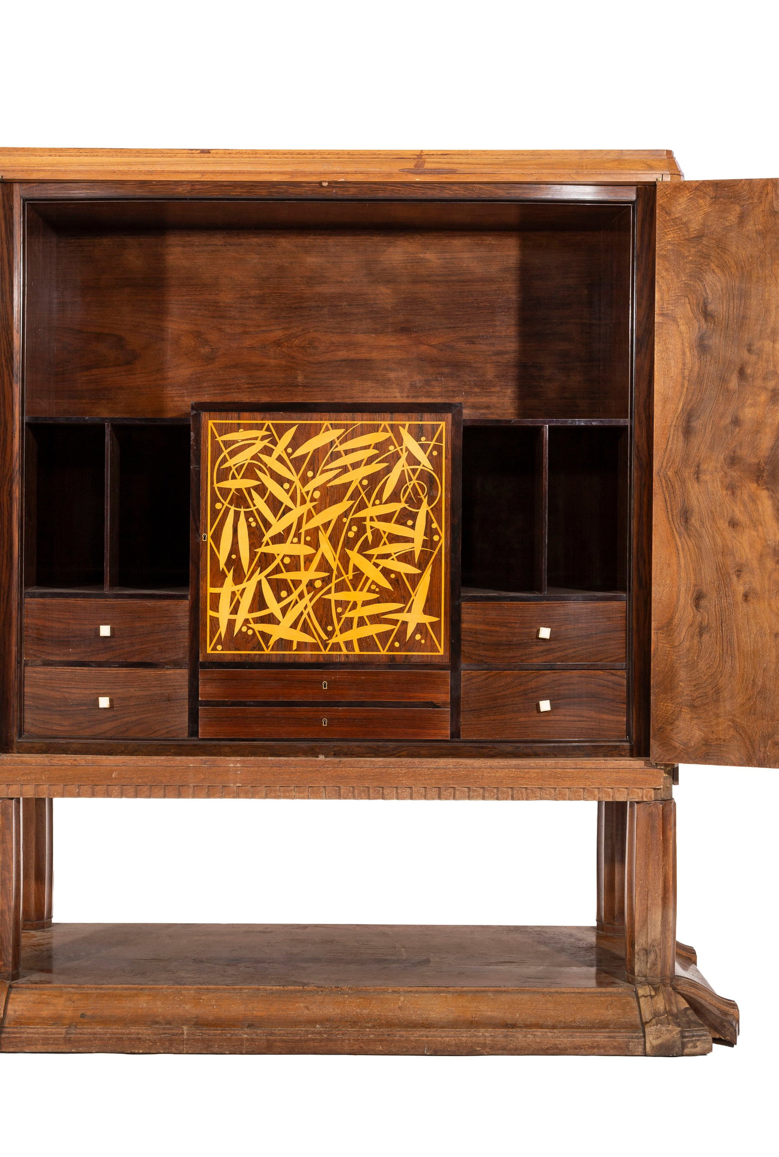 Cabinet d'époque Art Déco par Philippe Petit et René Joubert, en placage de noyer, ou - 3