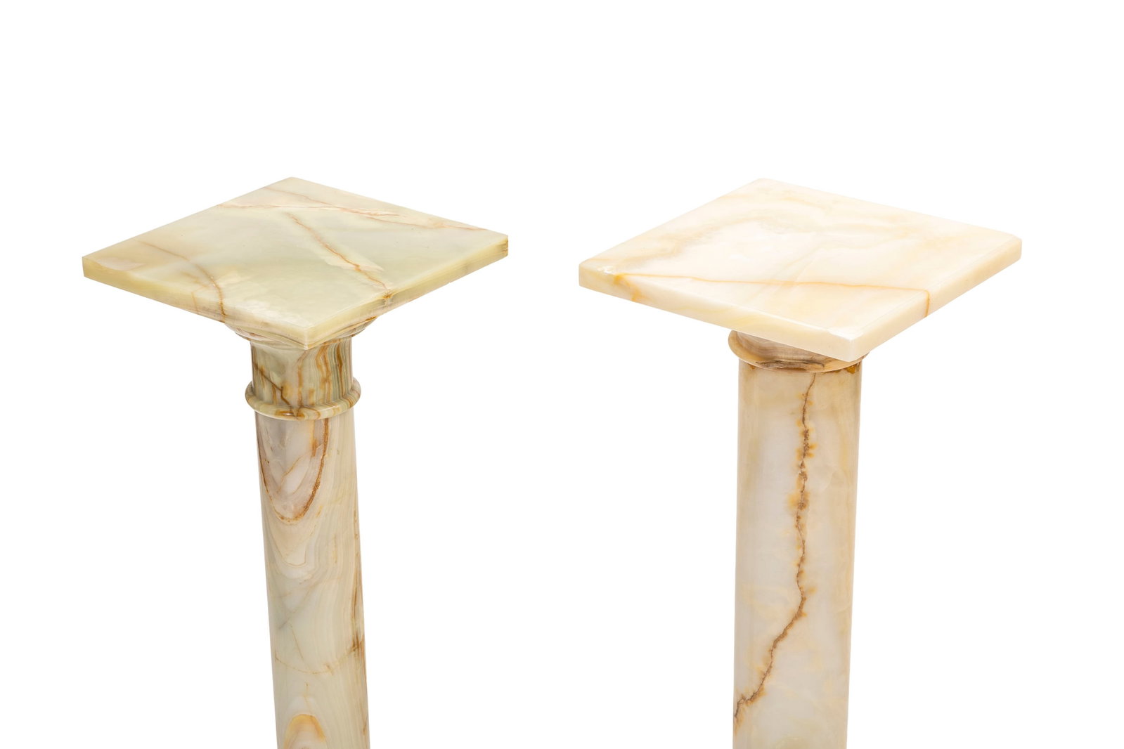 2 sellettes, XXe s., en marbre onyx, h. 109 et 110 cm - 2