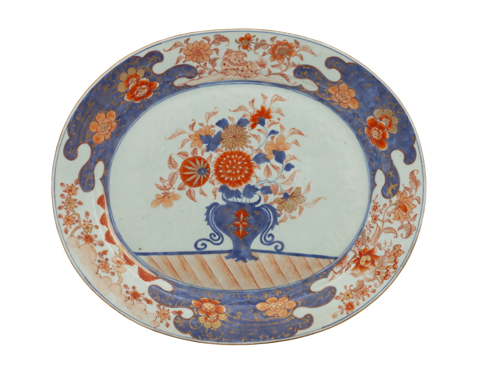 Grand plat ovale en porcelaine Imari, Chine, dynastie Qing, décor de vase de fleurs, fleurs et  (1 of 2)