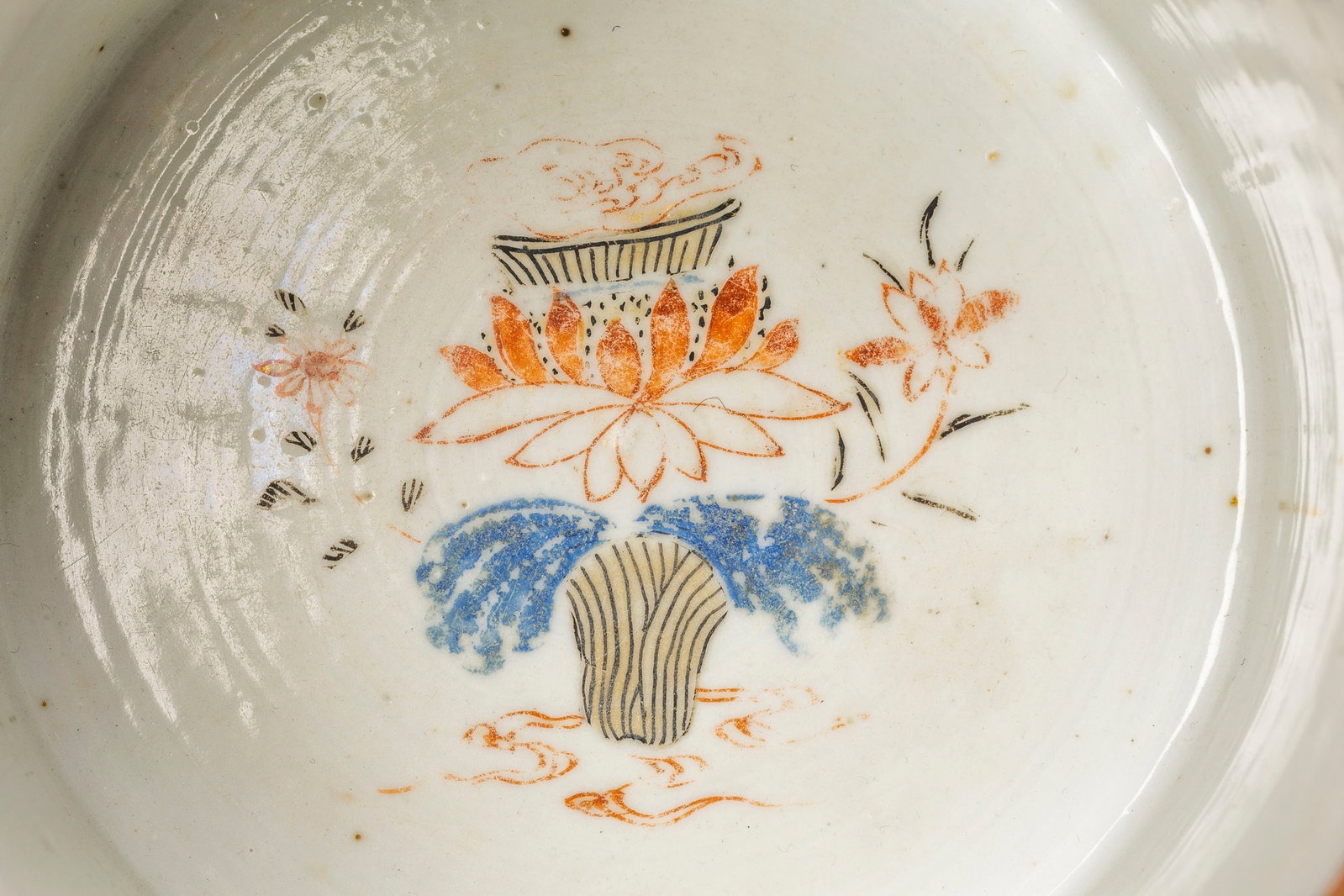 Paire de rafraîchissoirs en porcelaine Imari, Chine, ca 1730, ou France, manufacture Samson, XI - 12