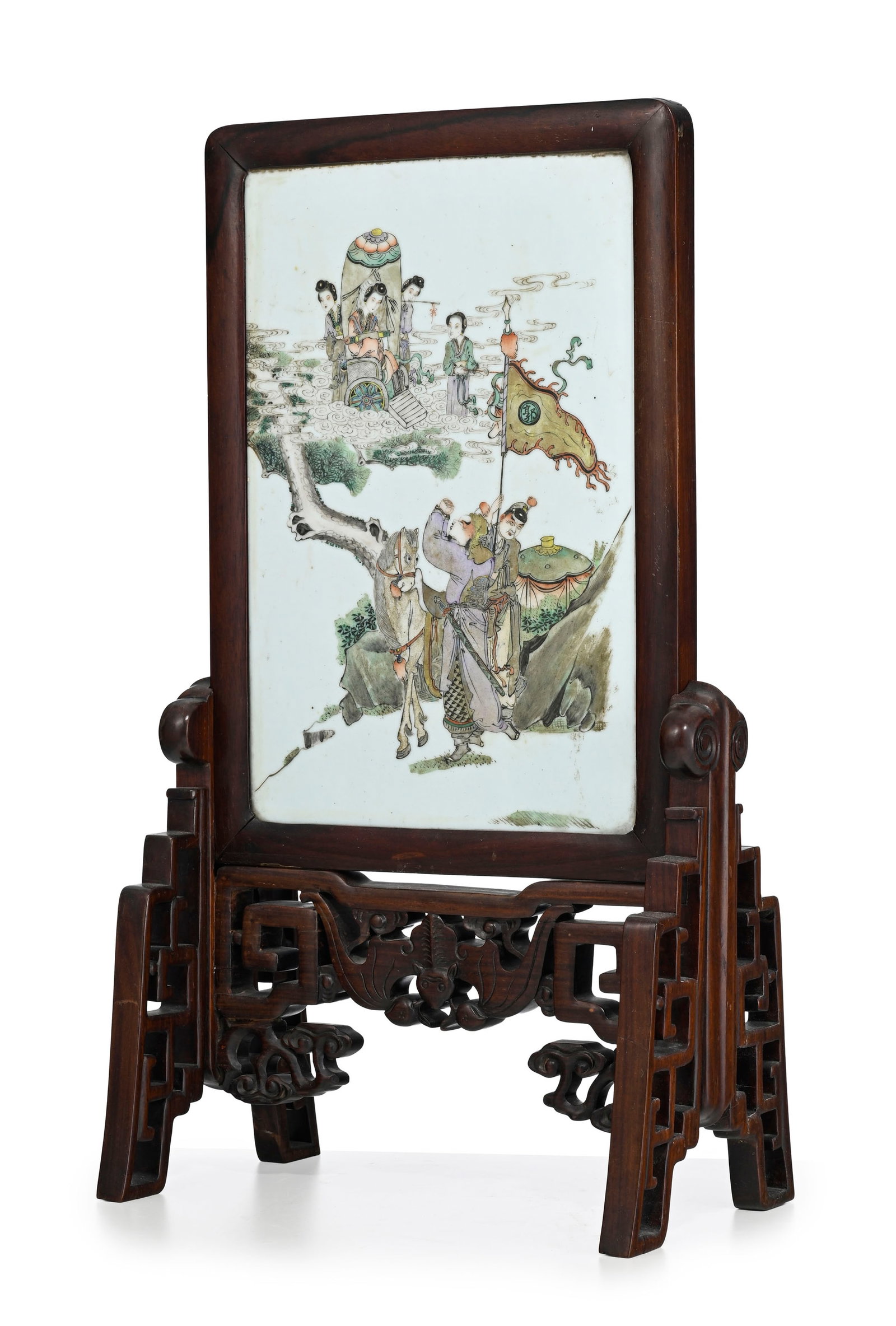 Écran de lettré en porcelaine et bois, Chine, XXe s., décor de personnages priant dev - 2