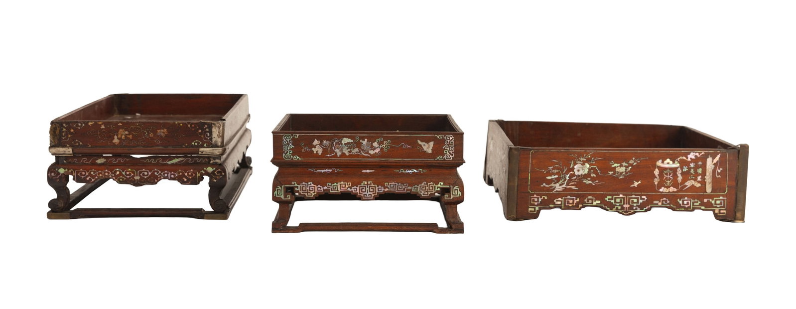 Ensemble de 3 présentoirs à thé en bois avec incrustations de nacre, Chine du Sud ou  - 2