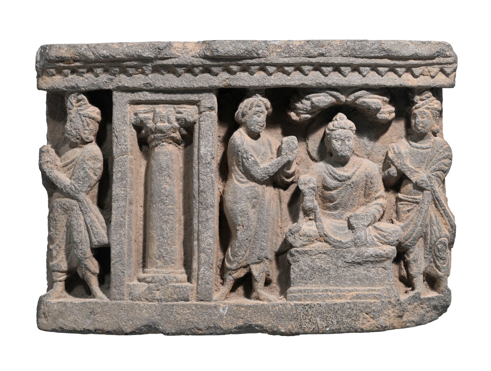 Élément architectural en schiste gris, sculpté en bas-relief, Gandhara, II-IVe s., re: Élément architectural en schiste gris, sculpté en bas-relief, Gandhara, II-IVe s., représentant le Bouddha assis en dhayanasana entouré de dévots, un fragment de la