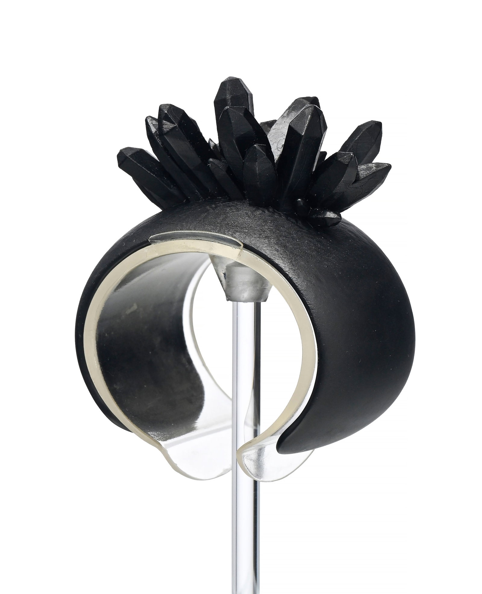 Philippe Cramer (1970), "Algorithmic Quartz", 2009, bracelet en carbone monté dans un emboî - 2