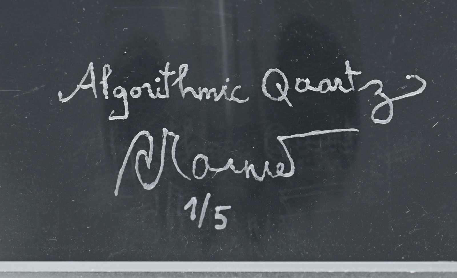 Philippe Cramer (1970), "Algorithmic Quartz", 2009, bracelet en carbone monté dans un emboî - 5