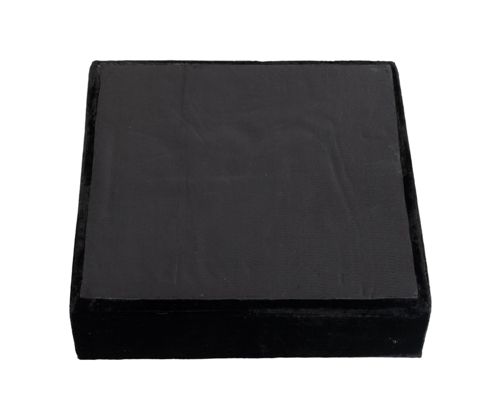 Van Cleef & Arpels, coffret bijoux avec pochette en velours noir, le dessus brodé de fleurs en  - 3