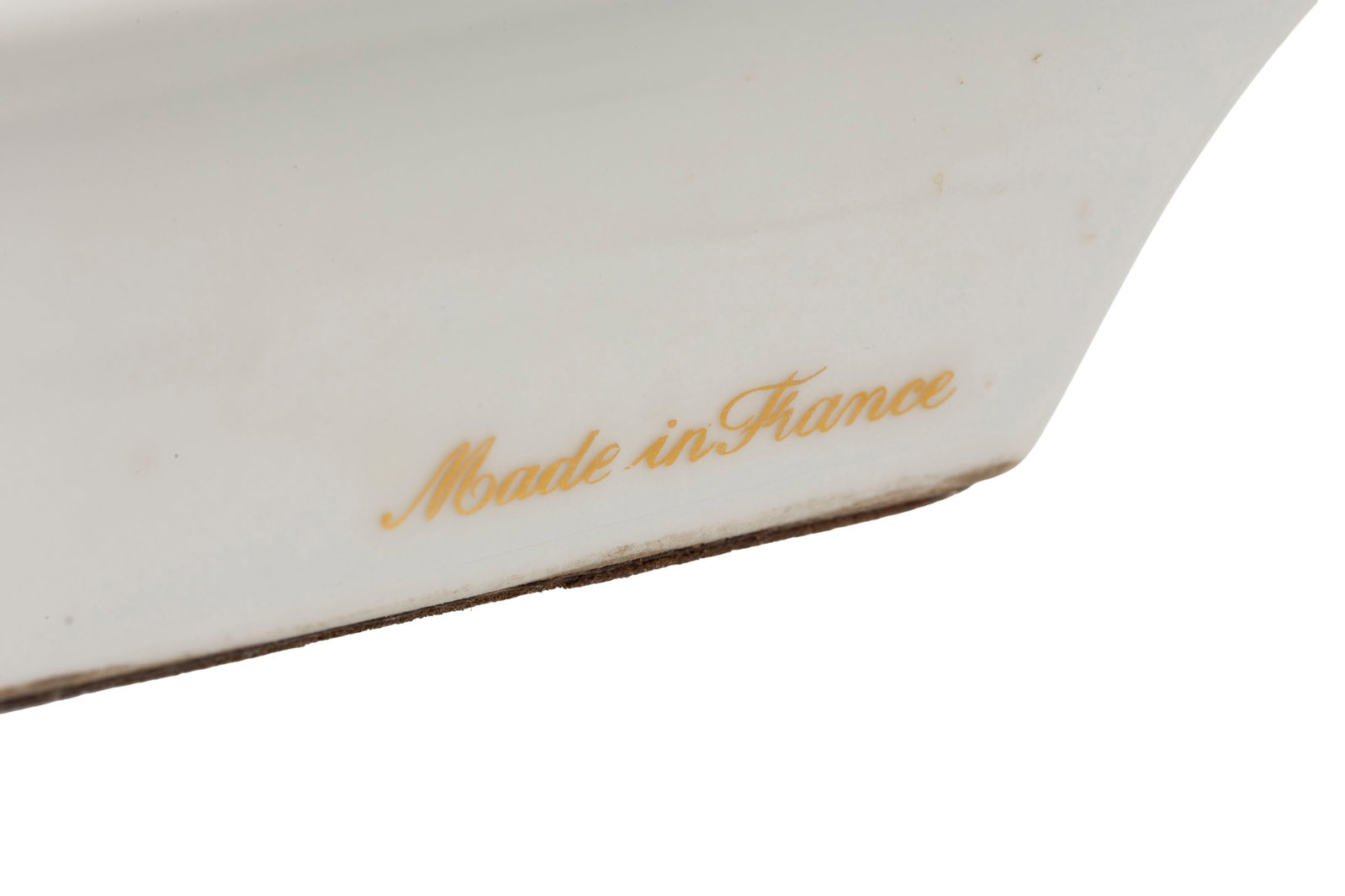 Hermès. Cendrier vide-poche en porcelaine, Paris, à décor de calèche et personna - 4