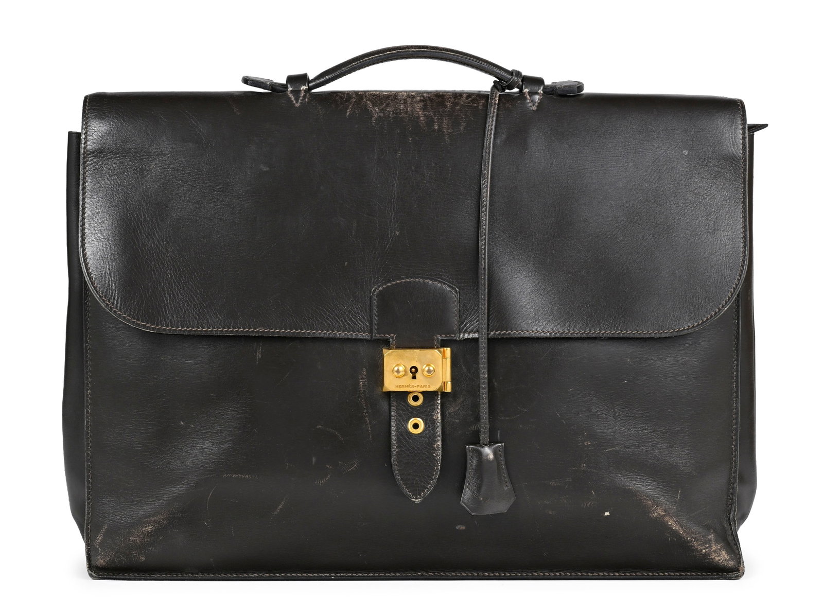 Hermès, sac à dépêches vintage en cuir box marron, année 1990, double souff: Hermès, sac à dépêches vintage en cuir box marron, année 1990, double soufflet, tirette et clochette avec 2 clefs, une pochette à documents amovible à