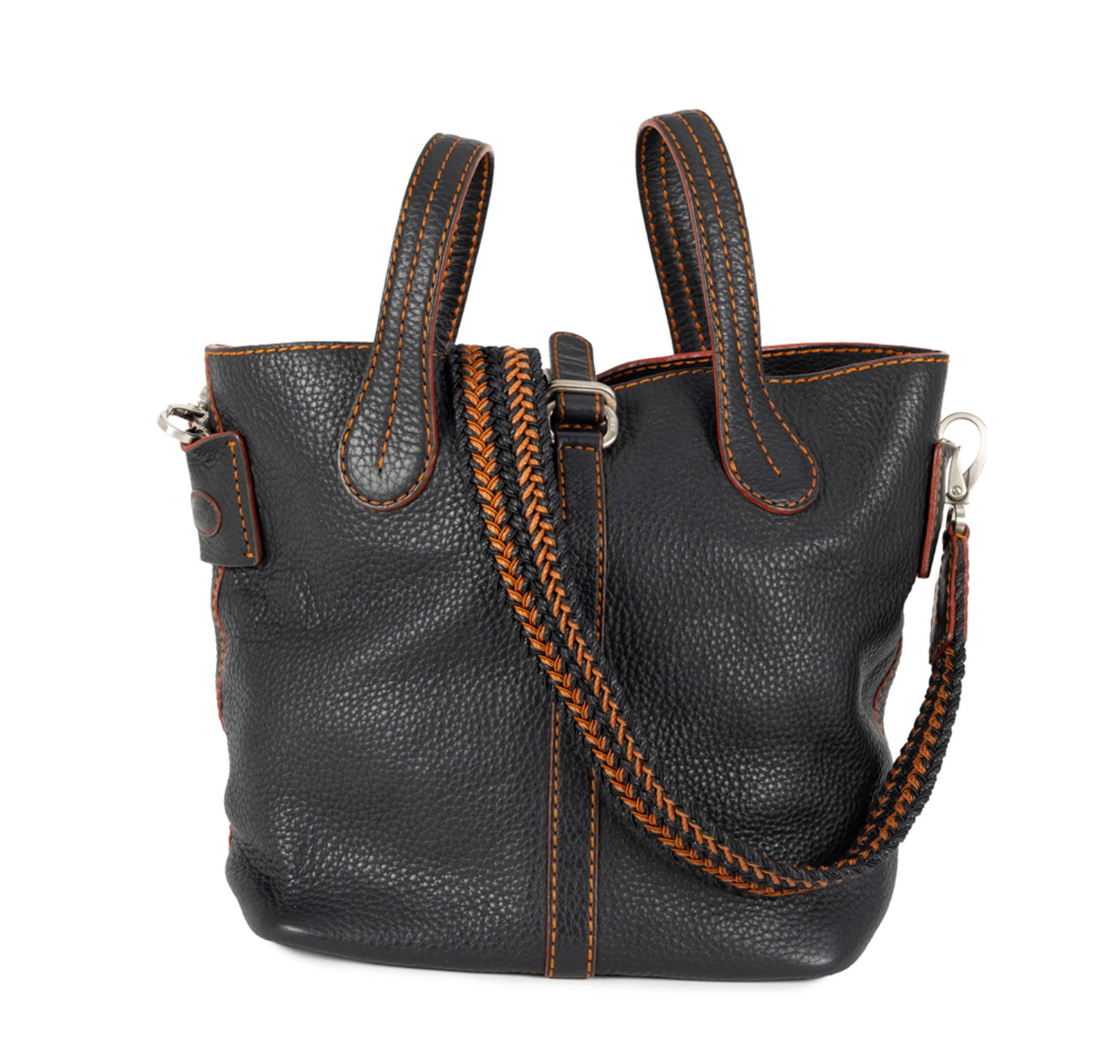 Tod’s, sac cabas en cuir noir grainé à surpiqûres orange, doubles anses, bandou: Tod’s, sac cabas en cuir noir grainé à surpiqûres orange, doubles anses, bandoulière tressée et garnitures en métal couleur argent, 27x26 cm Condition Très