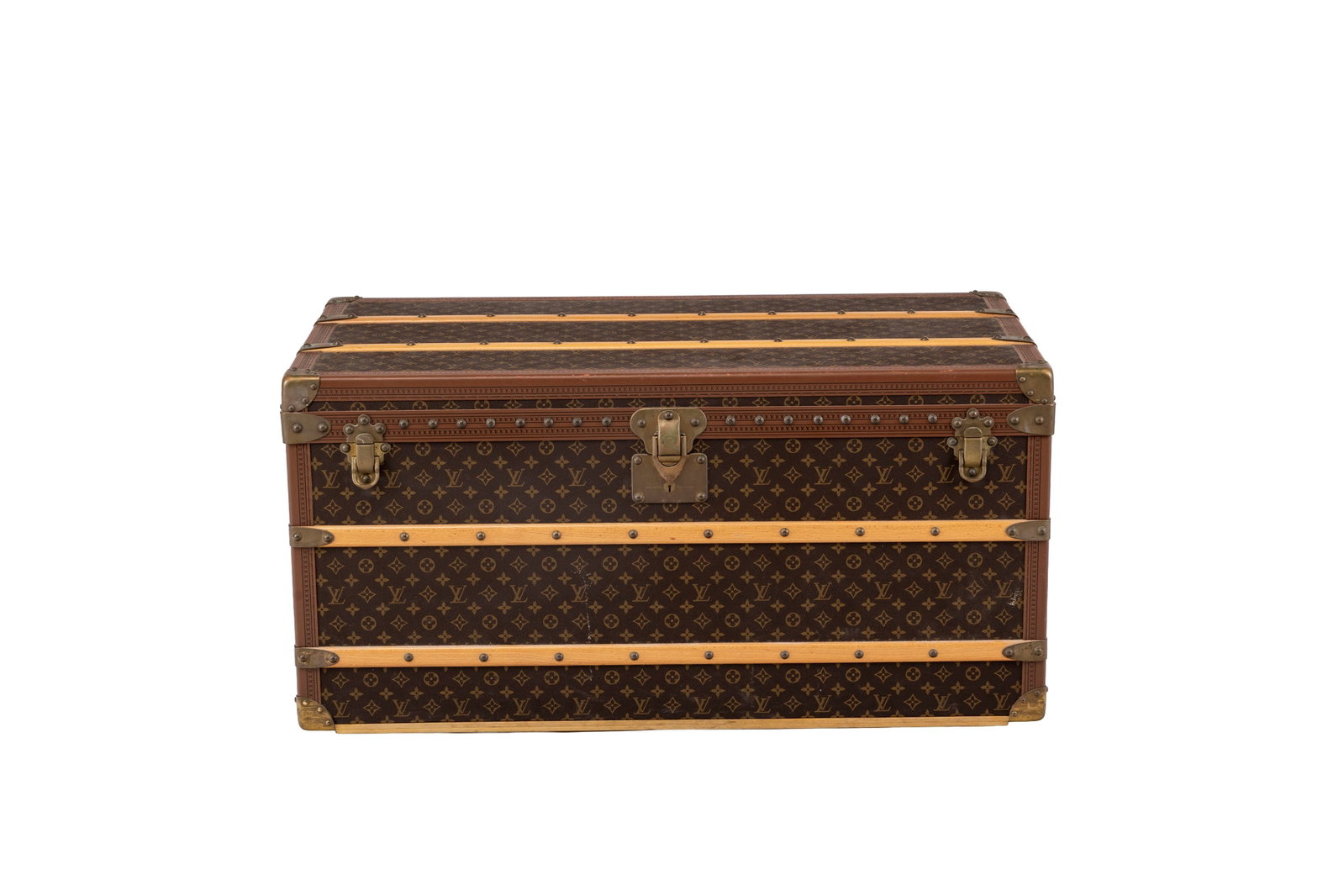 Louis Vuitton, malle Courier en toile enduite Monogram, cornières en lozine, équerres, coi (1 of 8)