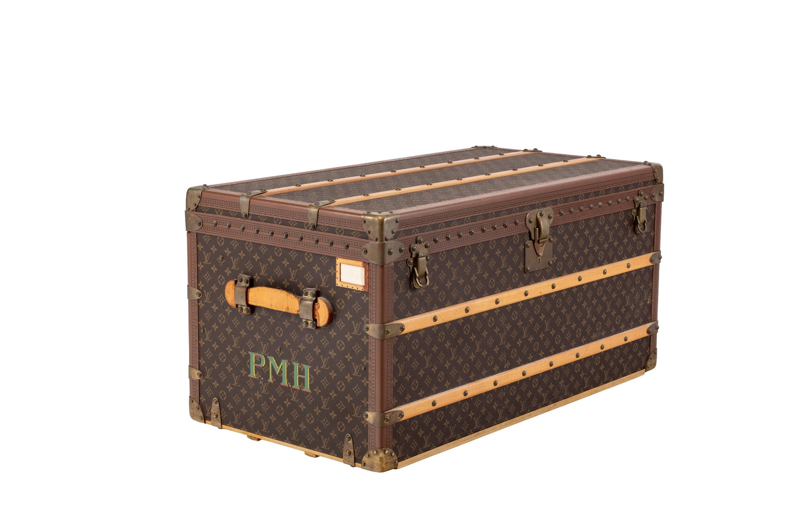 Louis Vuitton, malle Courier en toile enduite Monogram, cornières en lozine, équerres, coi - 2