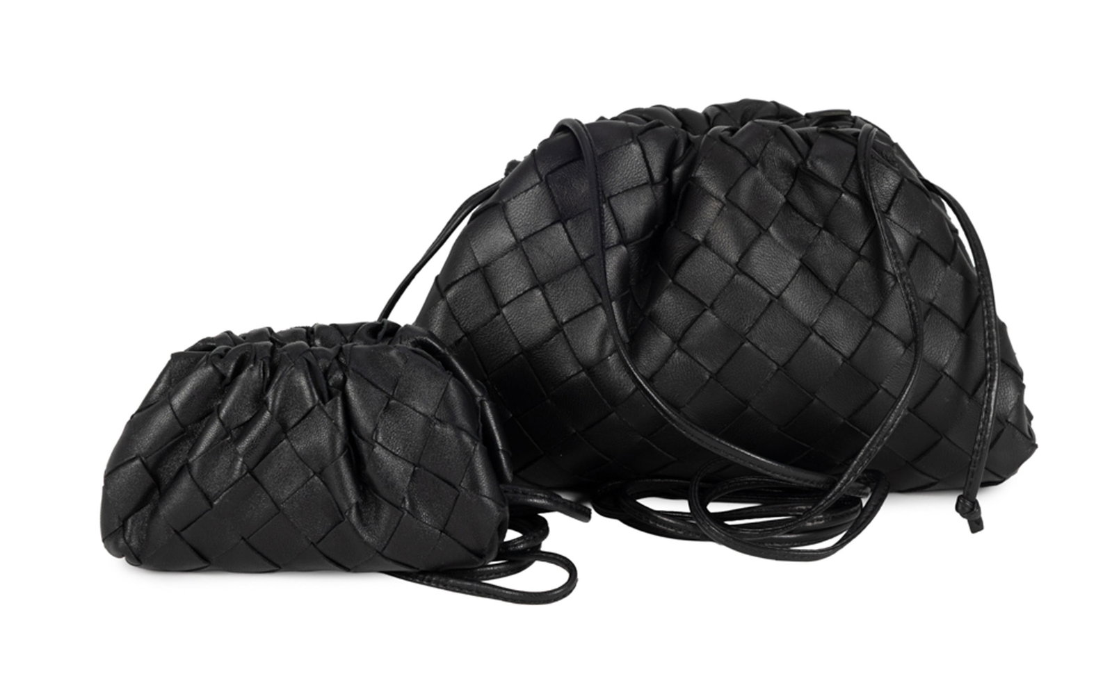 Bottega Veneta, 2 trousses en cuir tressé Intrecciato Nappa noir, 1 housse, 13x21 et 7x12 cm: Bottega Veneta, 2 trousses en cuir tressé Intrecciato Nappa noir, 1 housse, 13x21 et 7x12 cm
