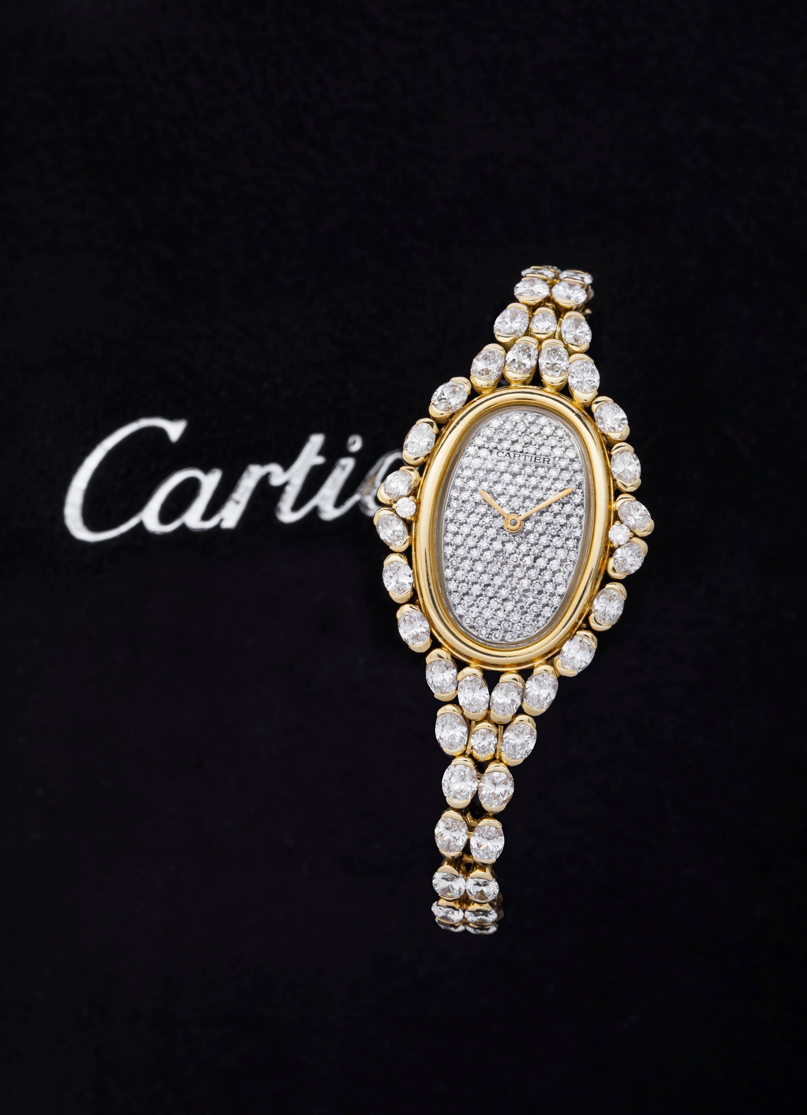 Cartier, Baignoire, réf. 7809, montre en or 750 pavée de diamants Mouvement: cal. 78-1,  - 3